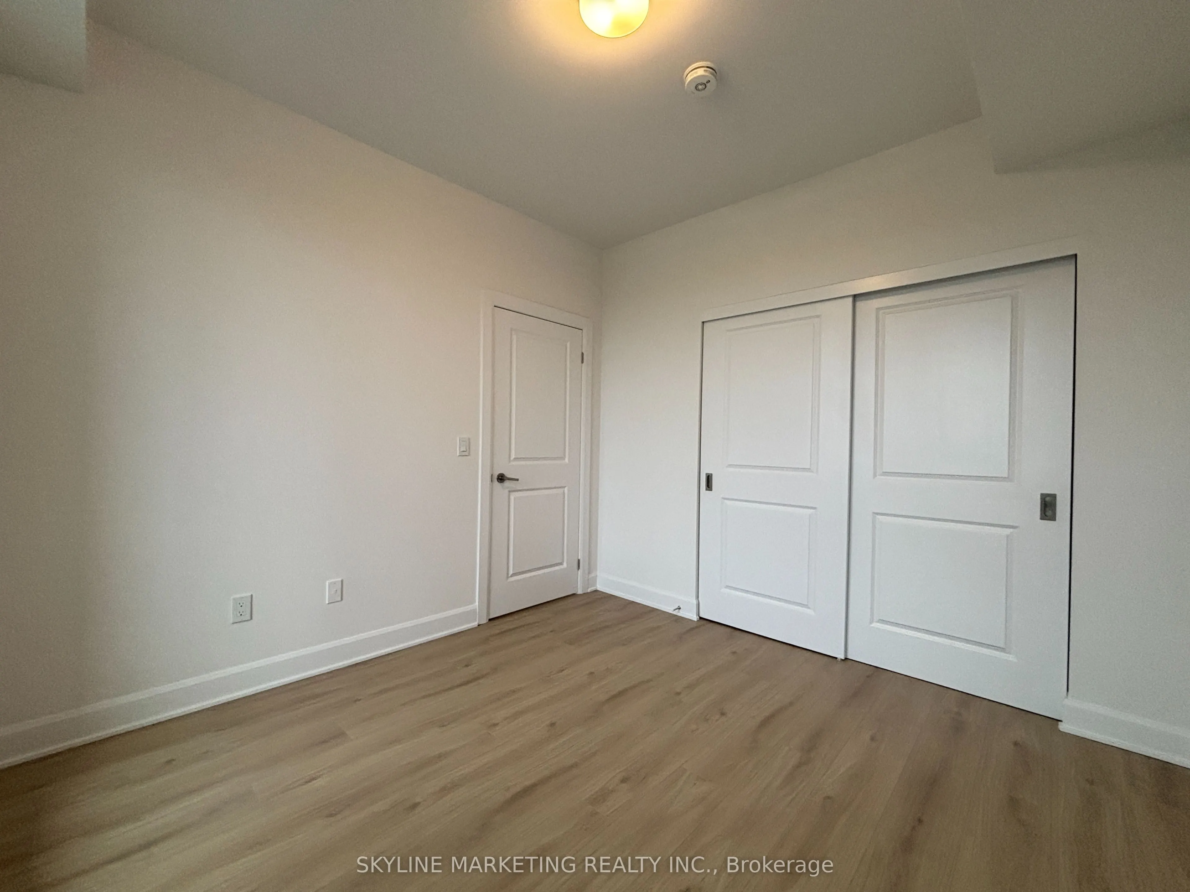3240 William Colston Avenue, #809