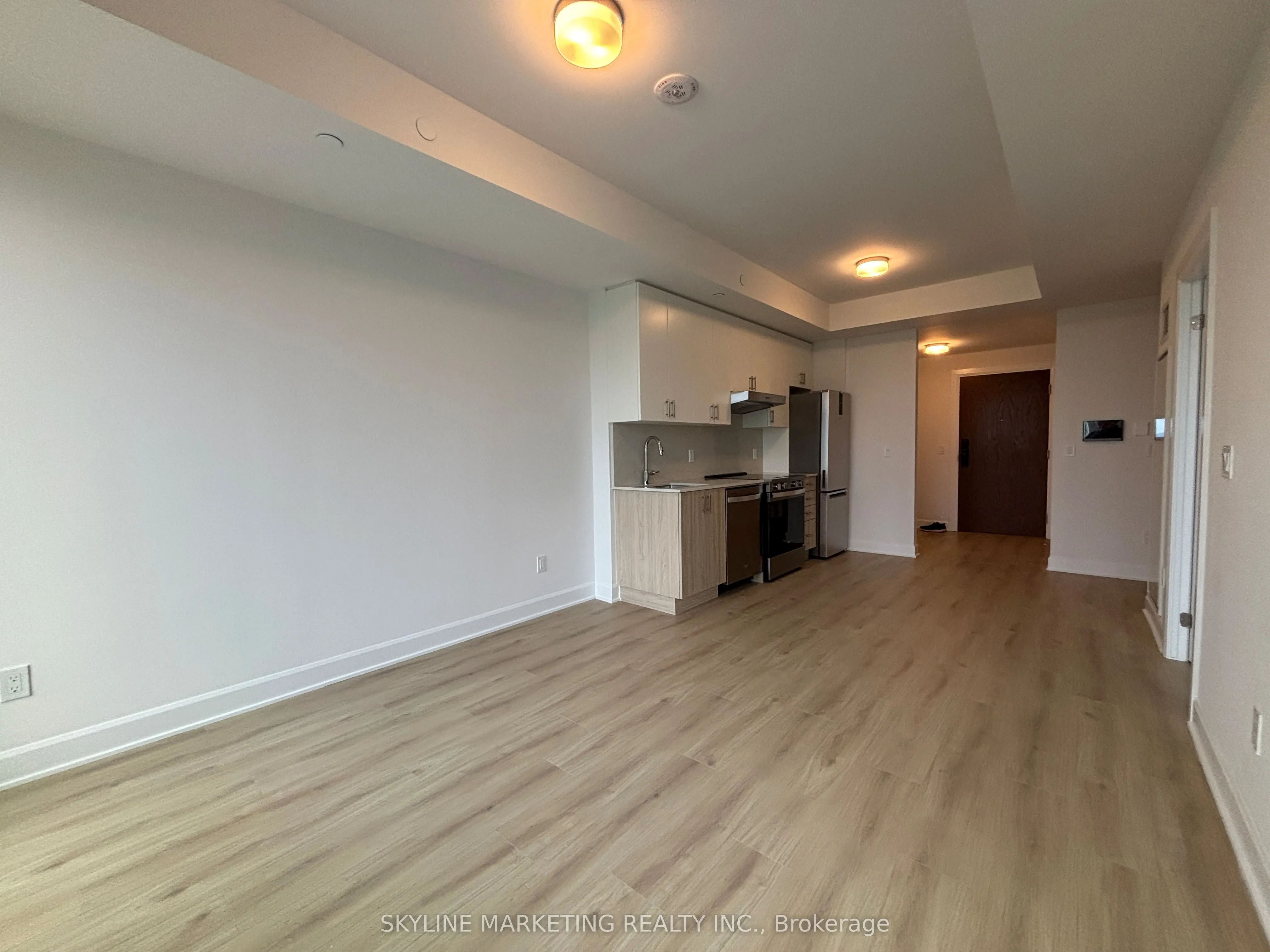 3240 William Colston Avenue, #809