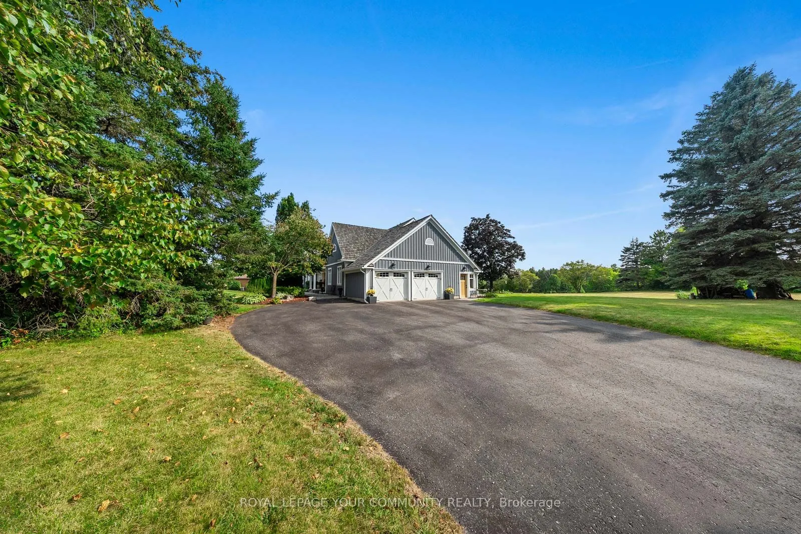 6 Creekside Court