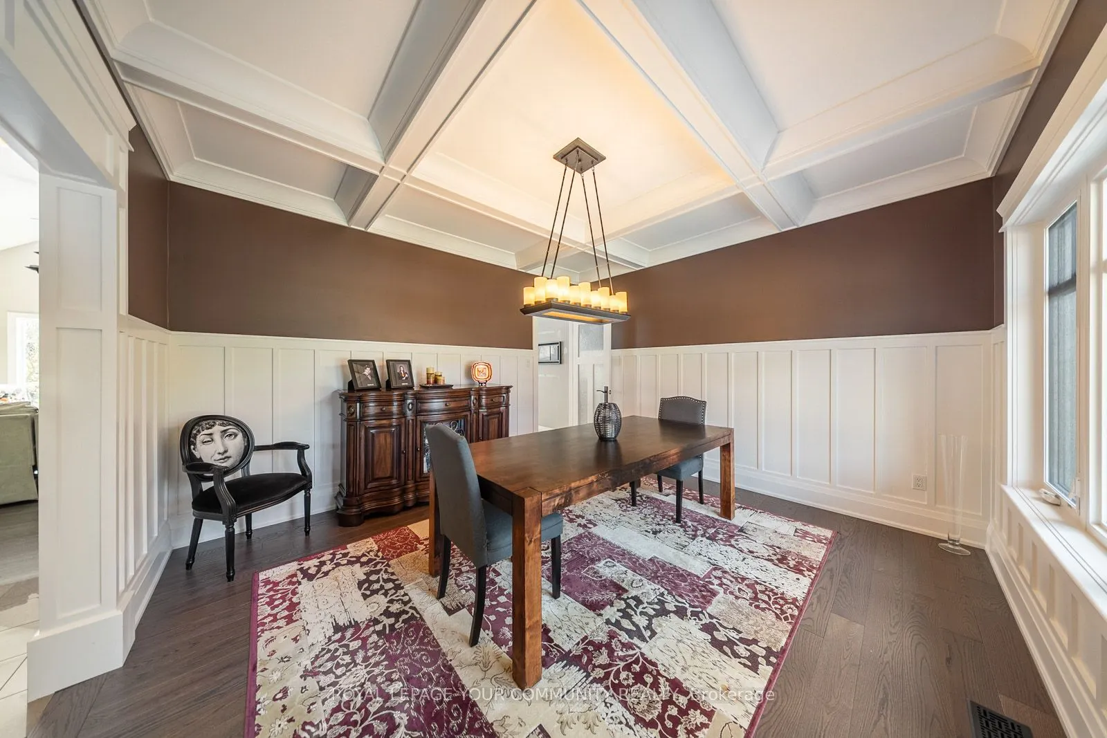 6 Creekside Court