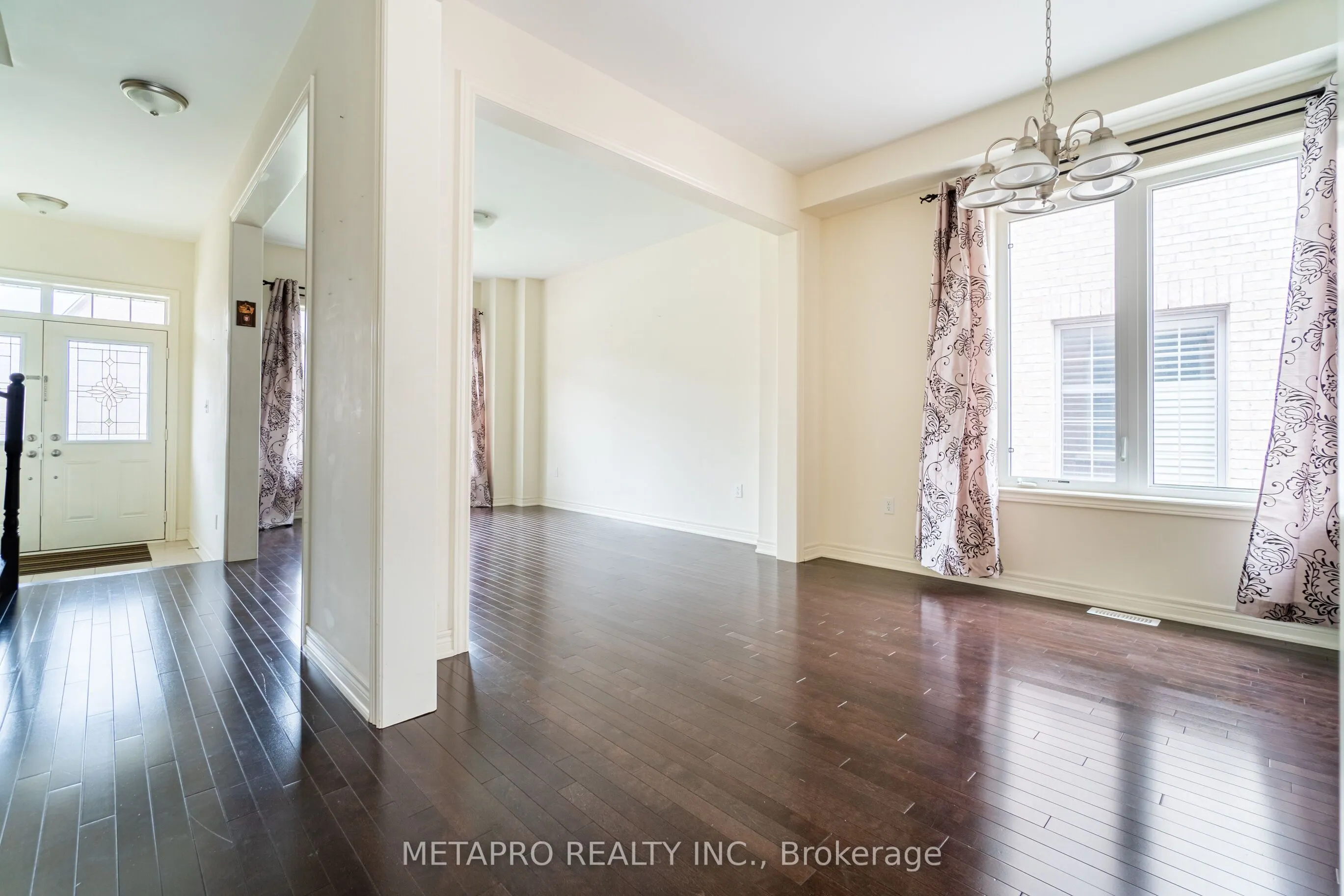 69 George Robinson Drive