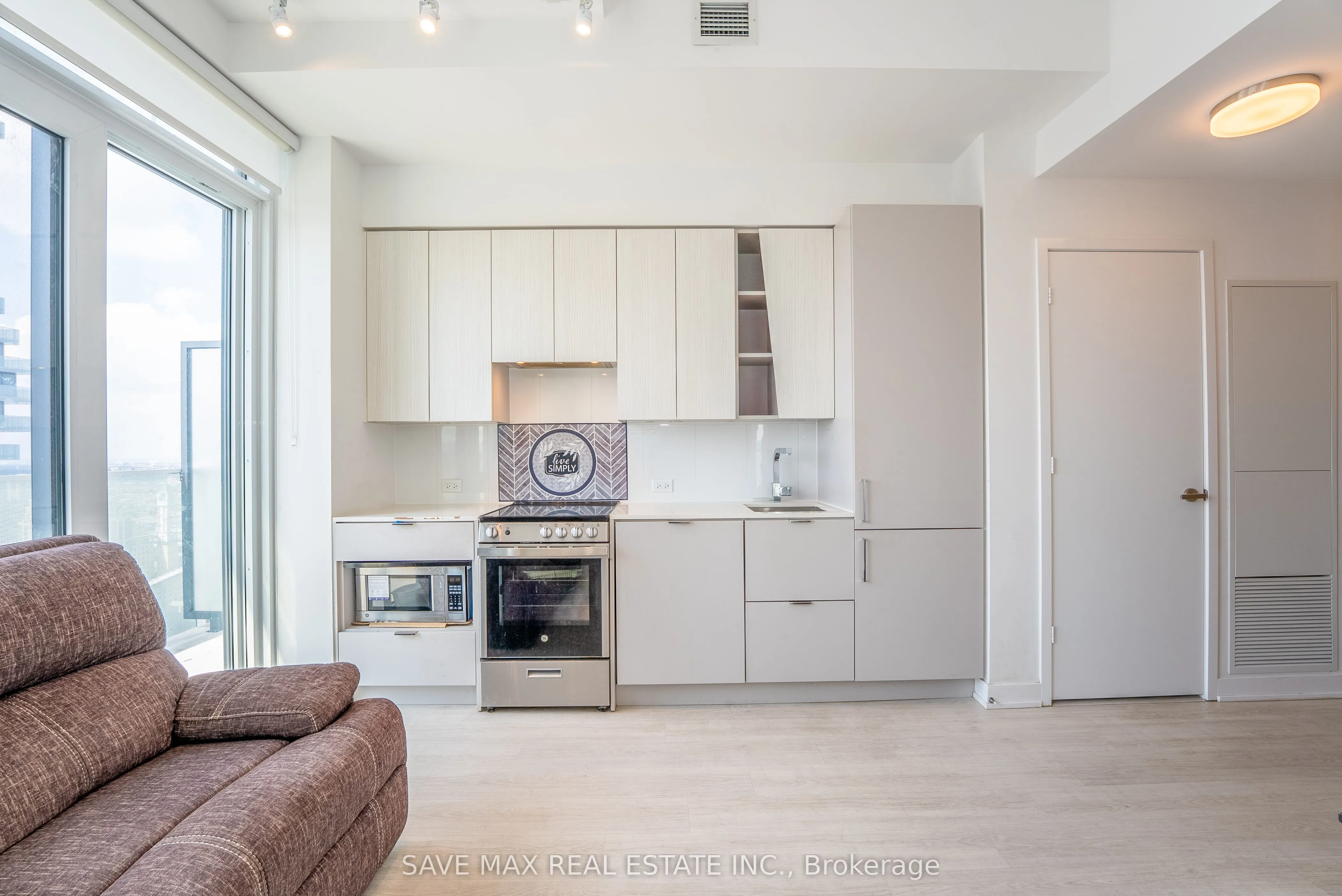 3883 Quartz Road, #3711