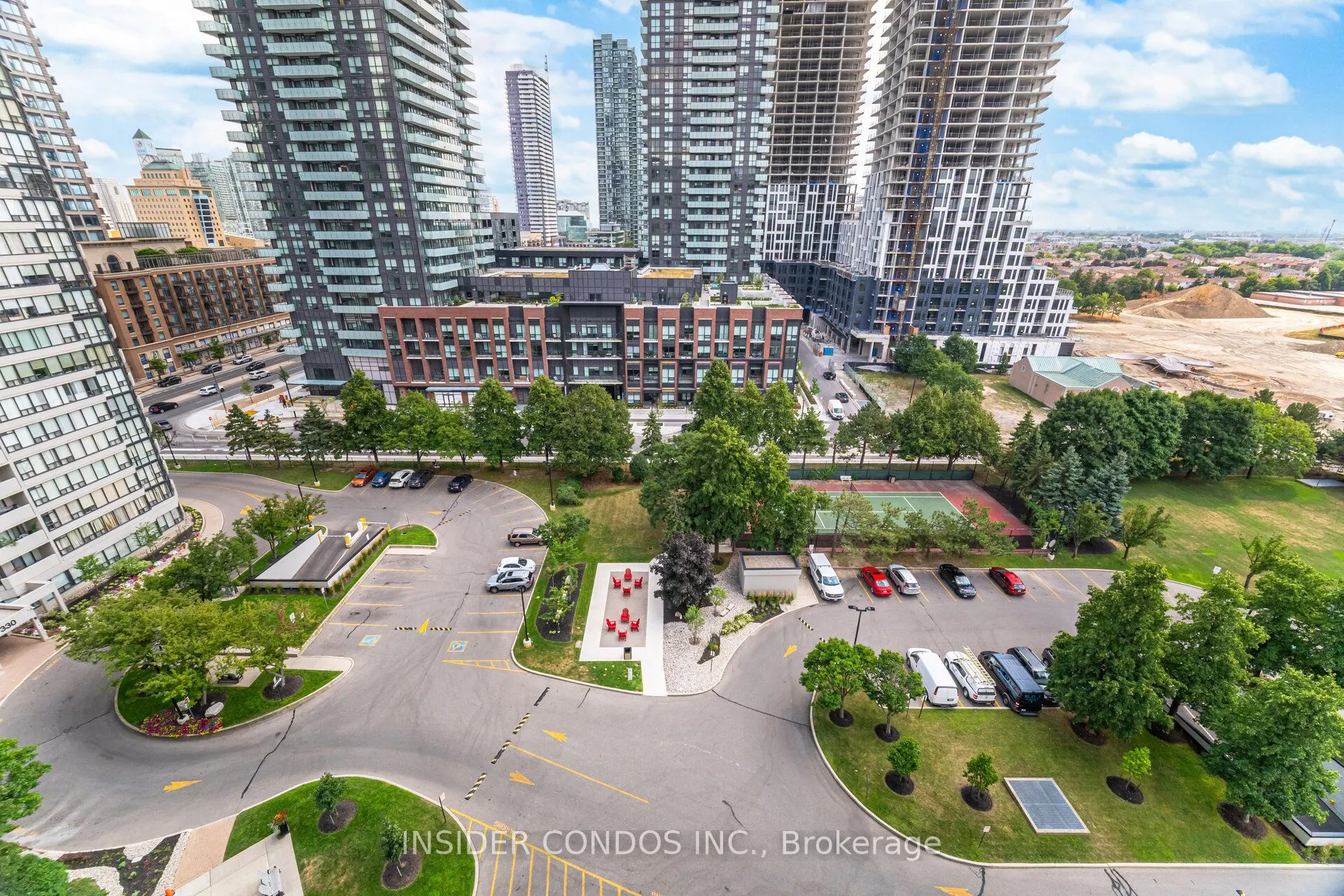 350 Rathburn Road, #1402