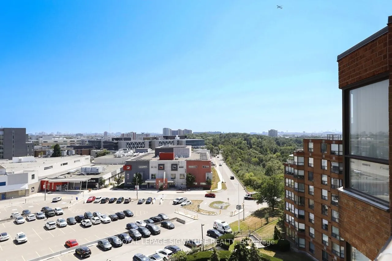 6 Humberline Drive, #904