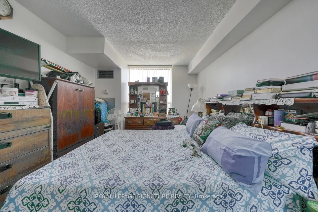 6 Humberline Drive, #904