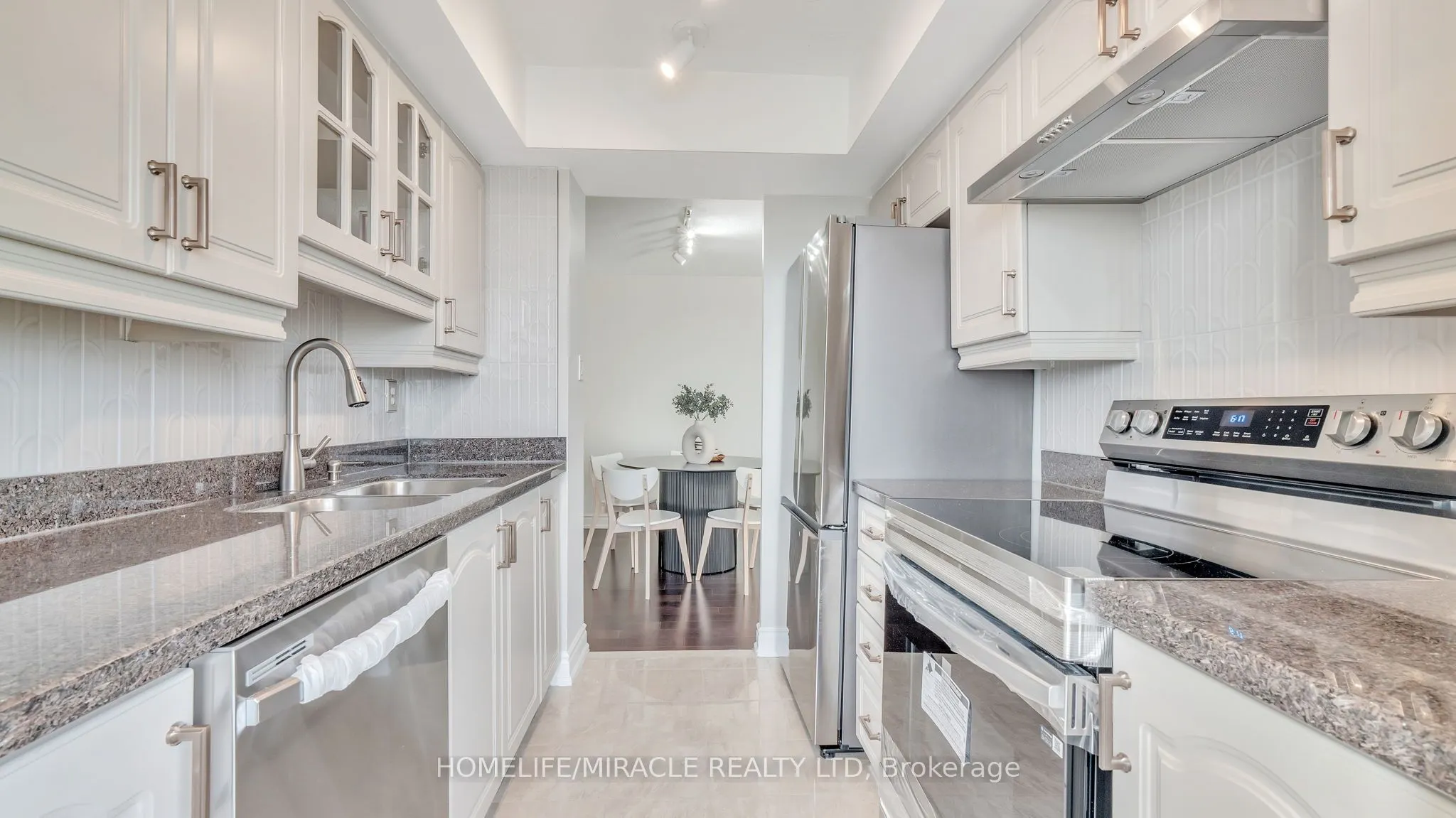 550 Webb Drive, #2009