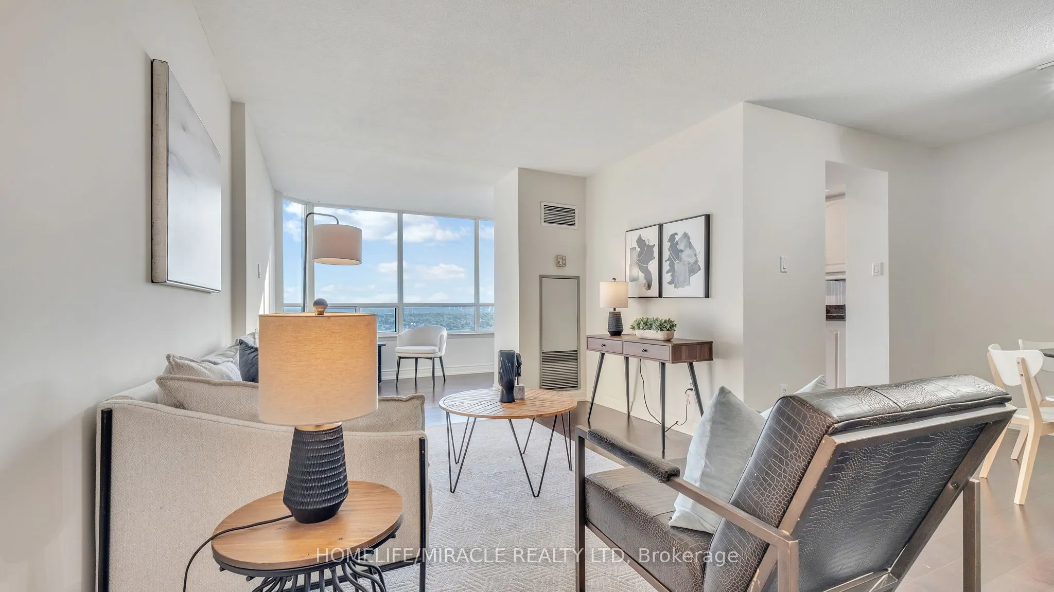 550 Webb Drive, #2009