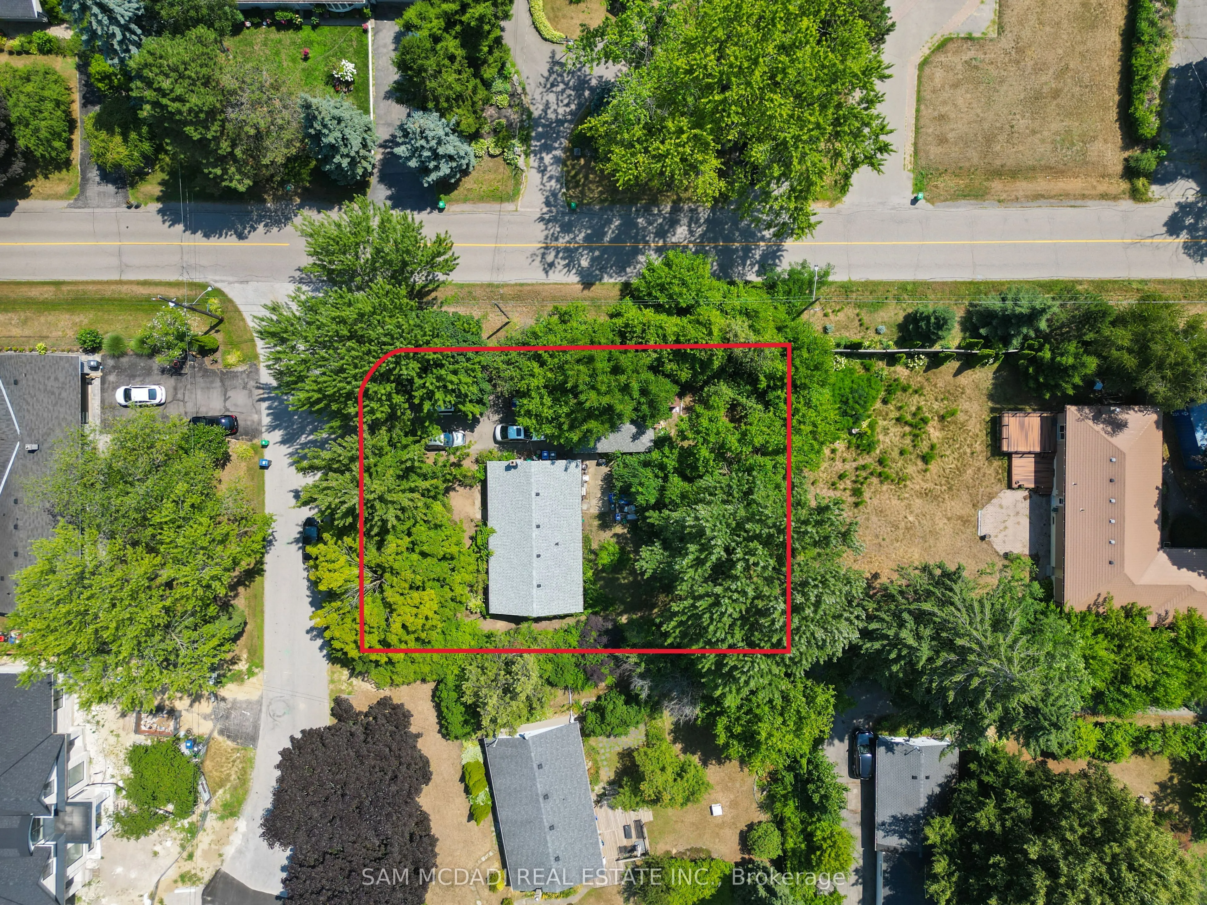 1610 Magenta Court
