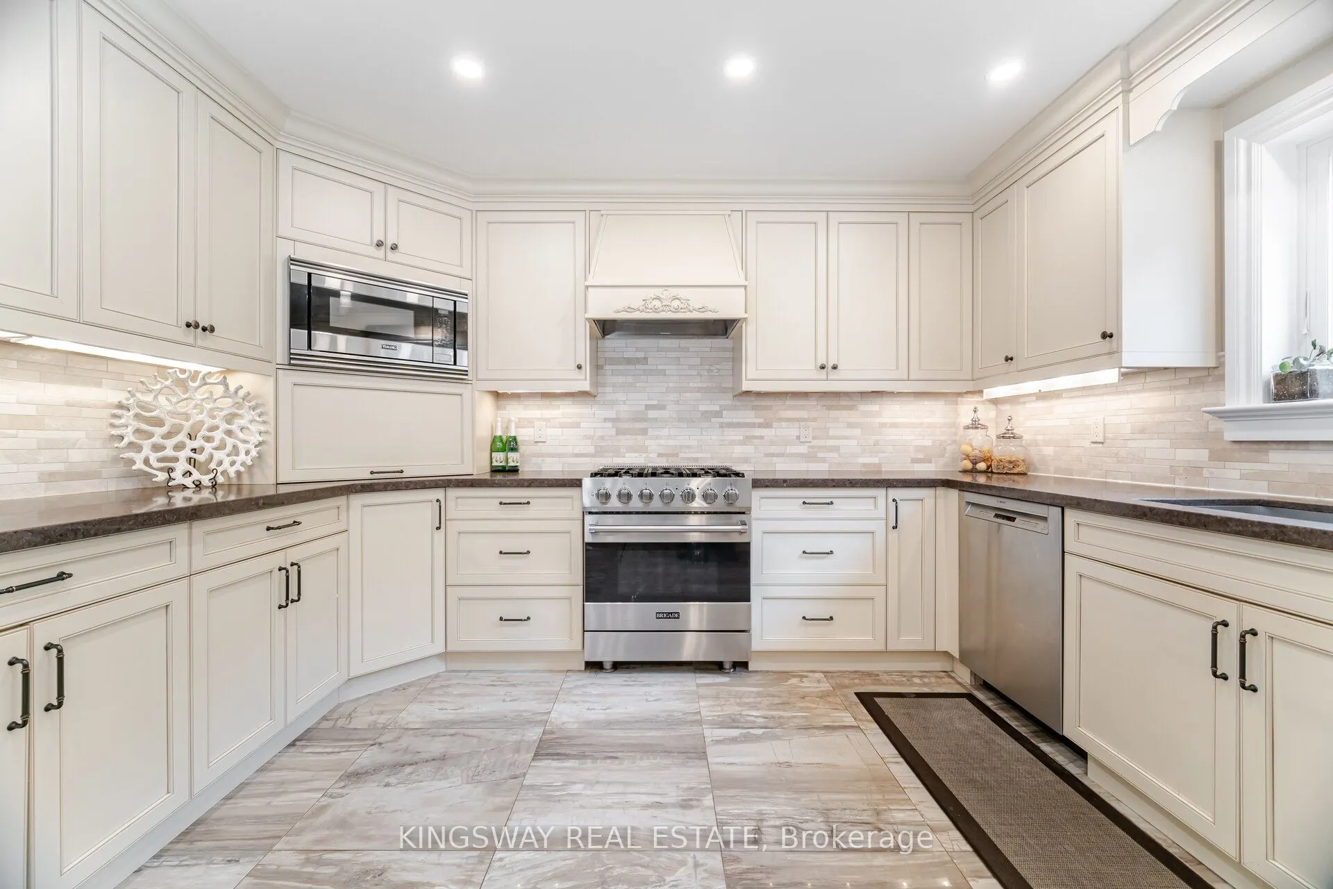 2246 Grand Ravine Drive