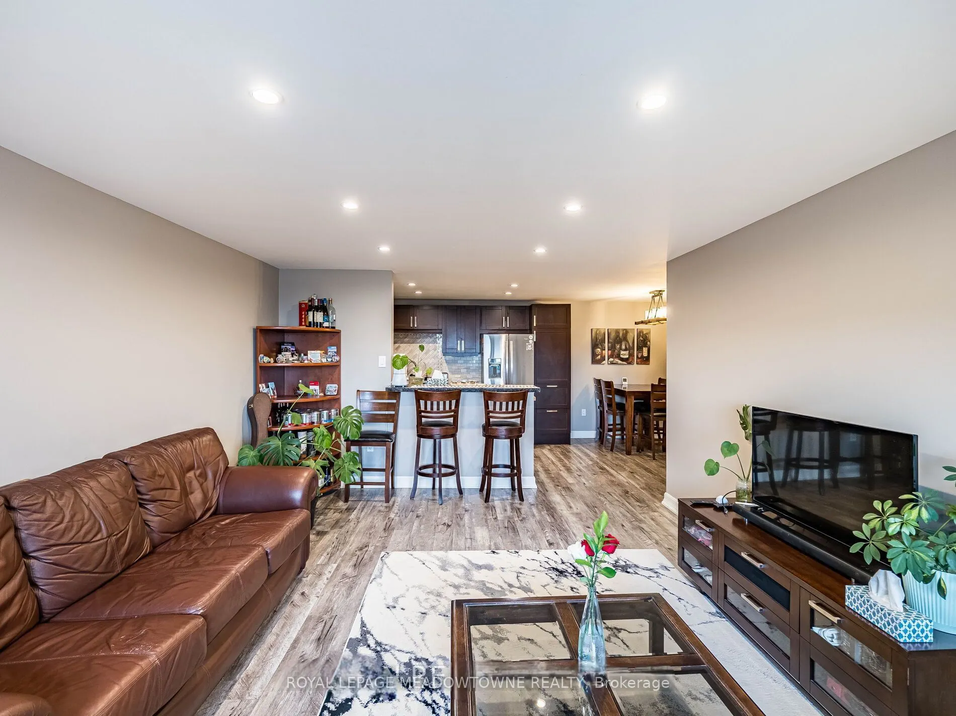 6720 Glen Erin Drive, #1001