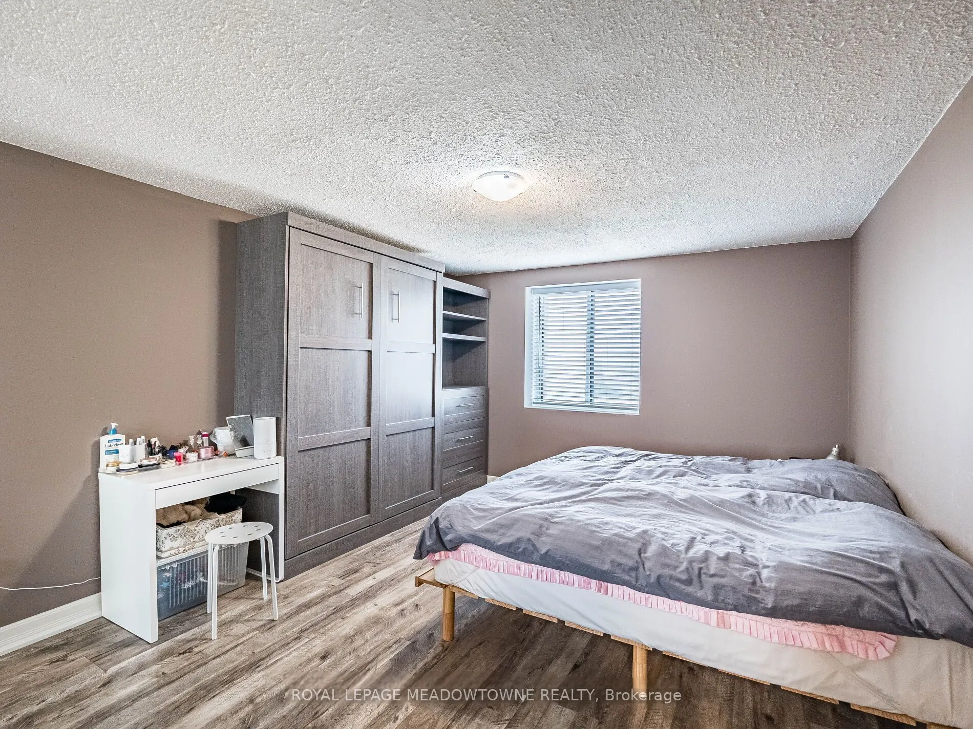 6720 Glen Erin Drive, #1001