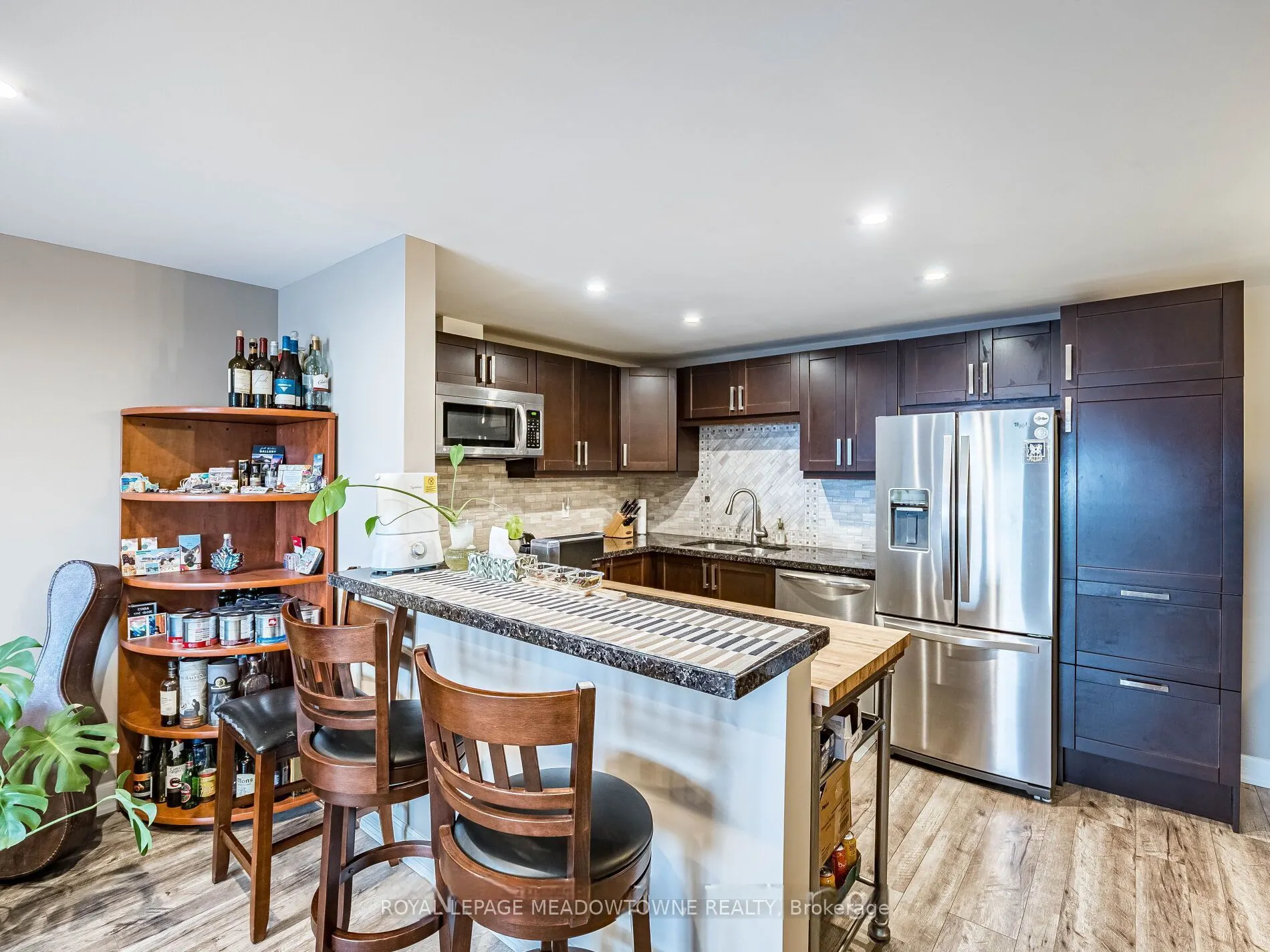 6720 Glen Erin Drive, #1001