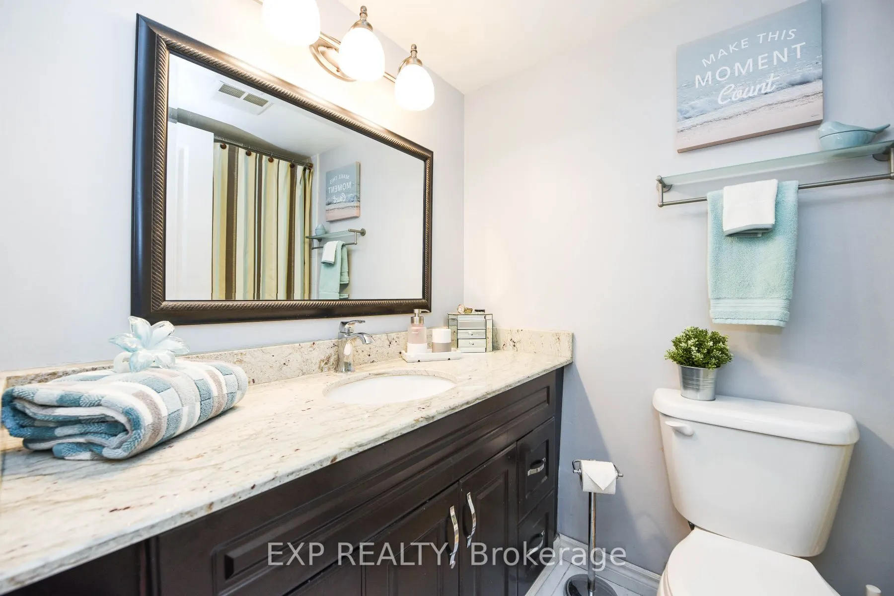 1515 Lakeshore Road E, #807