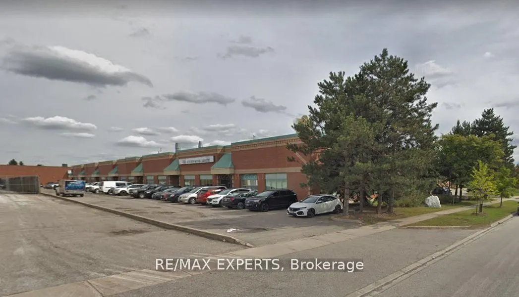 221 Deerhurst Drive, #8-9