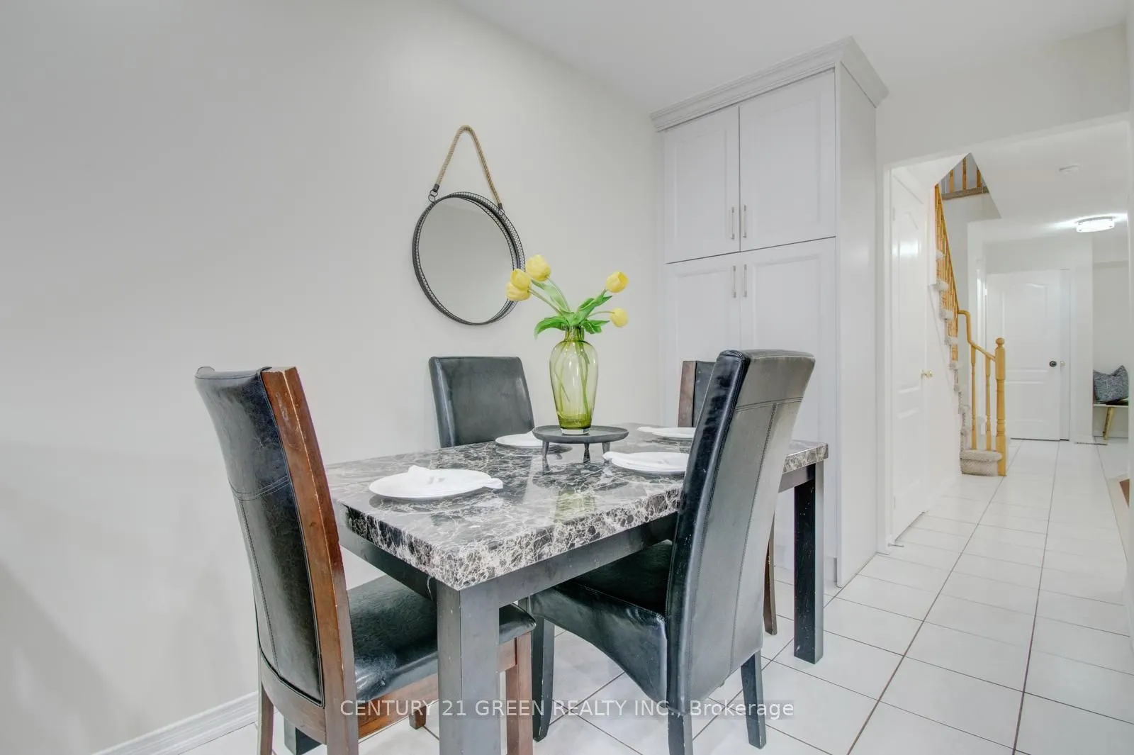 26 Oatfield Road