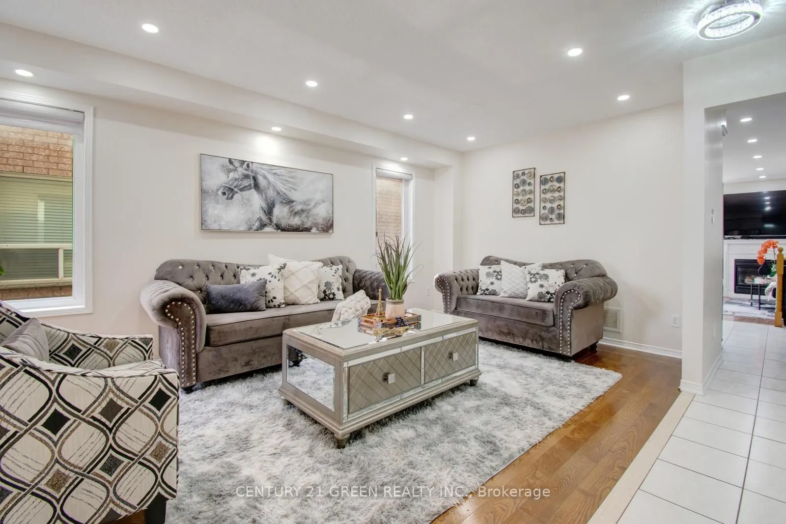 26 Oatfield Road