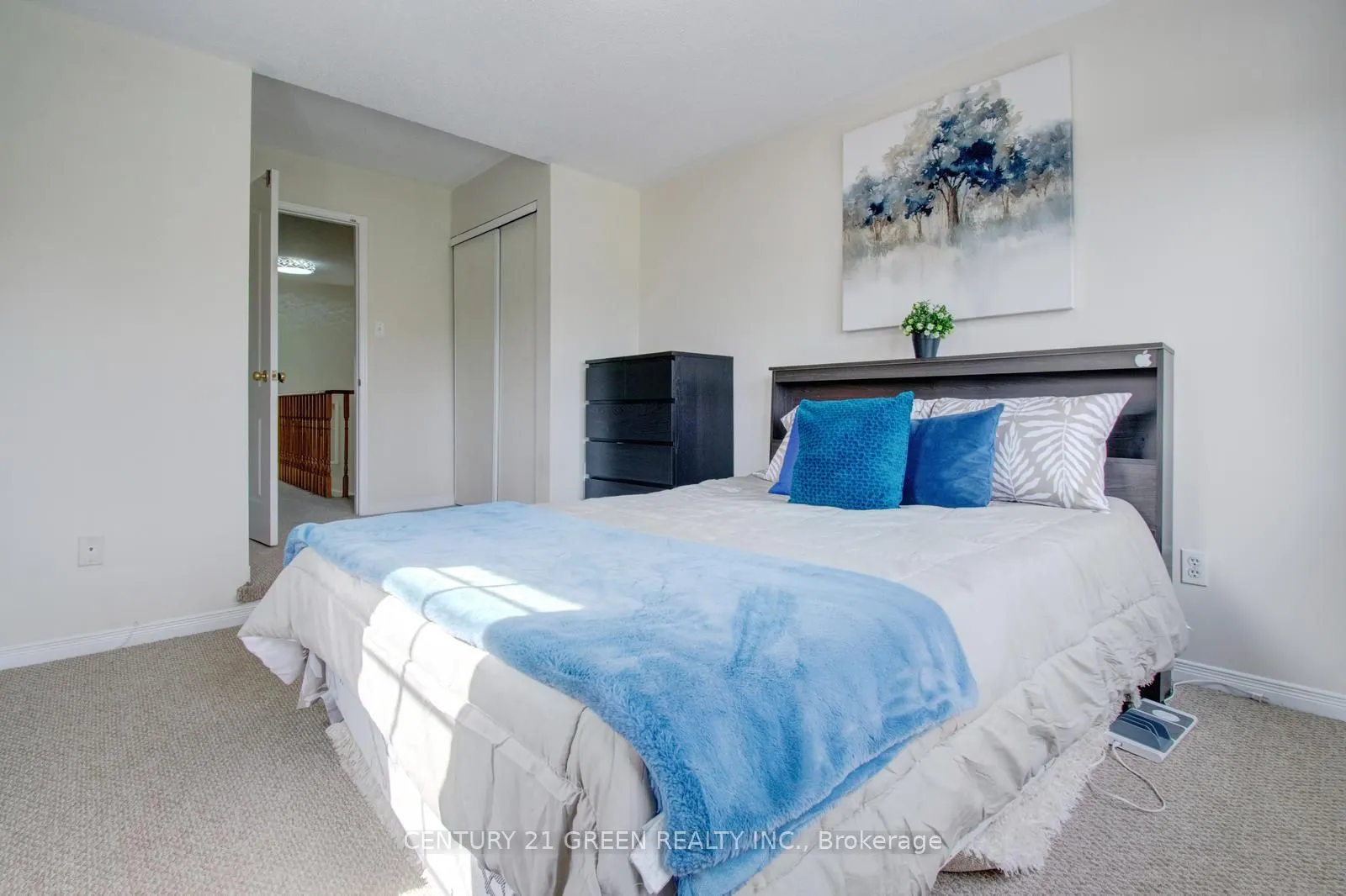 26 Oatfield Road