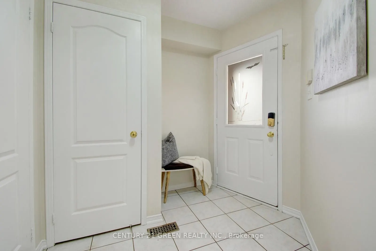 26 Oatfield Road