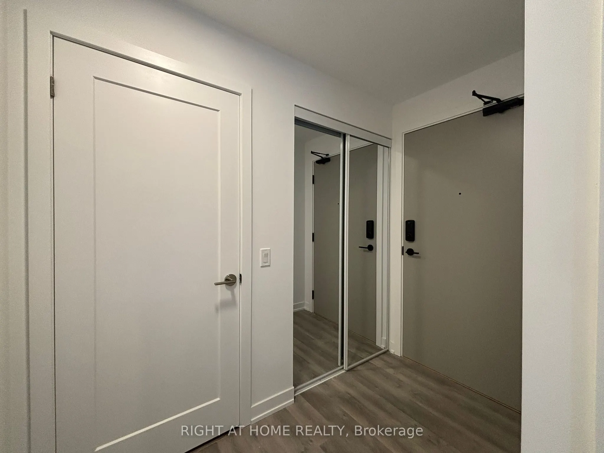 5105 Hurontario Street, #2905