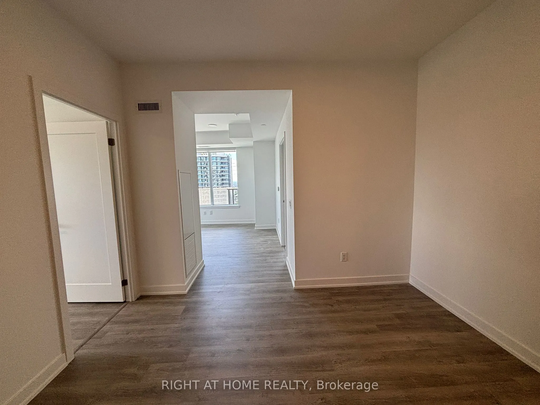 5105 Hurontario Street, #2905