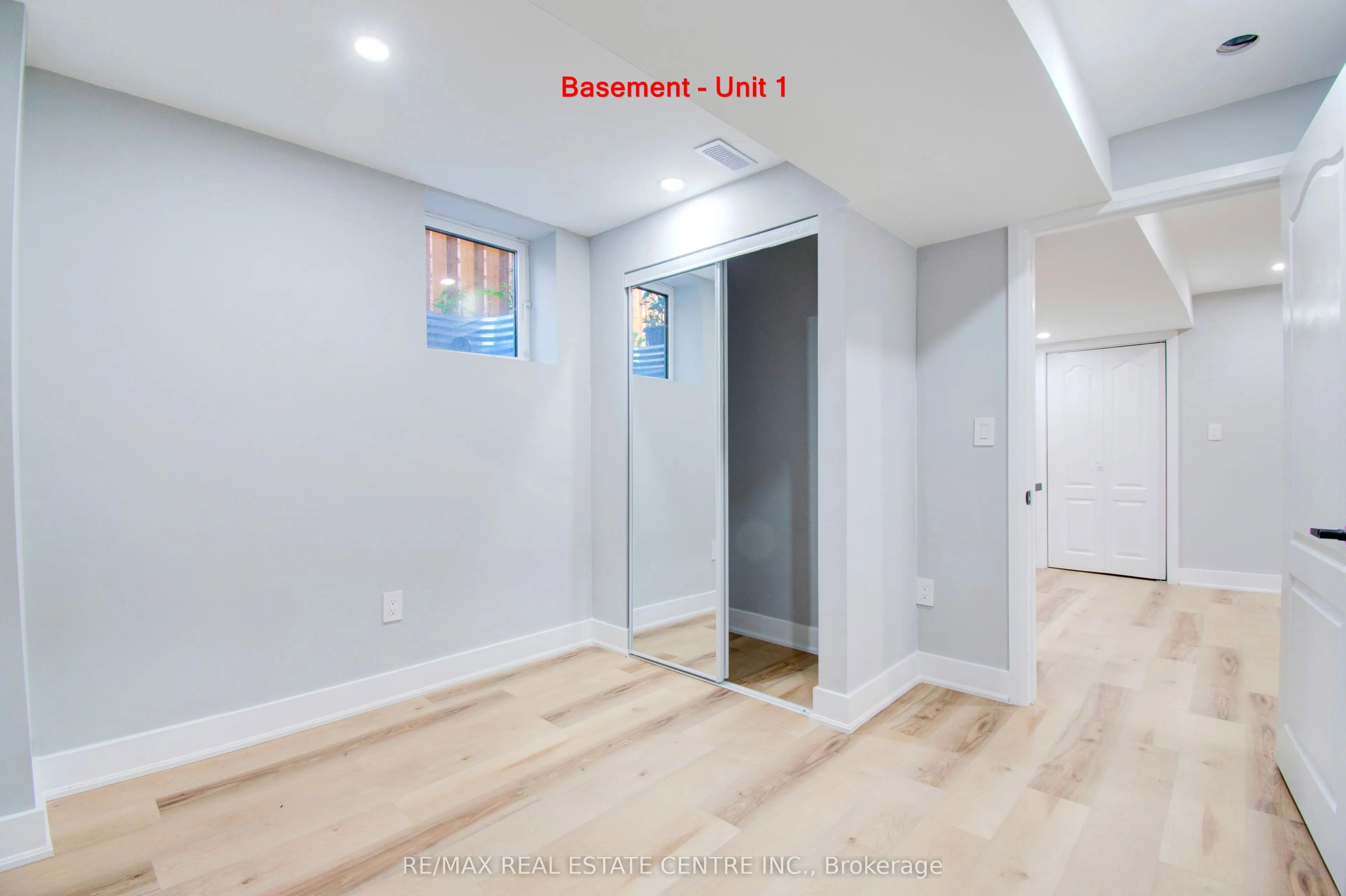 14 Ixworth Circle