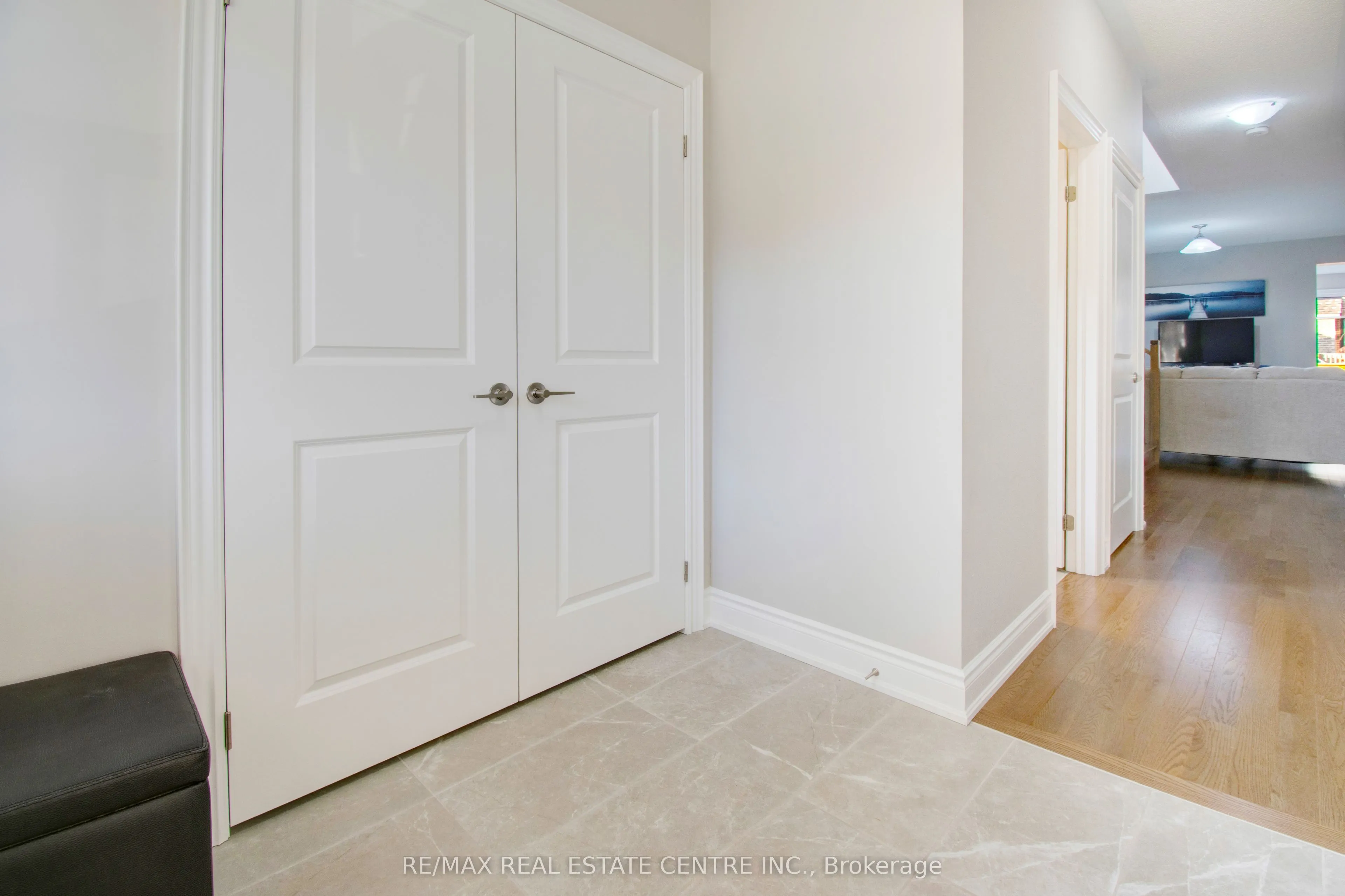 14 Ixworth Circle