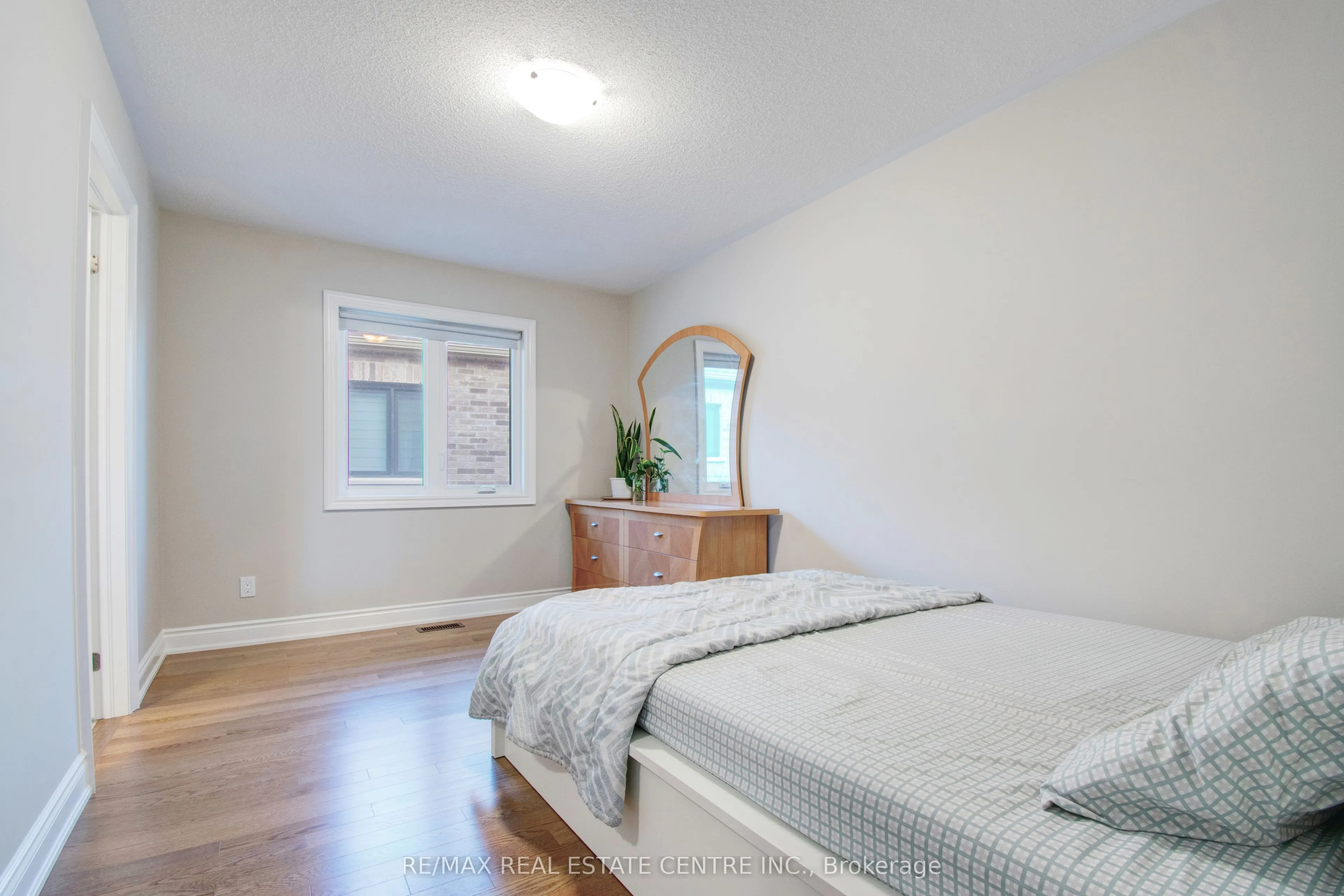 14 Ixworth Circle