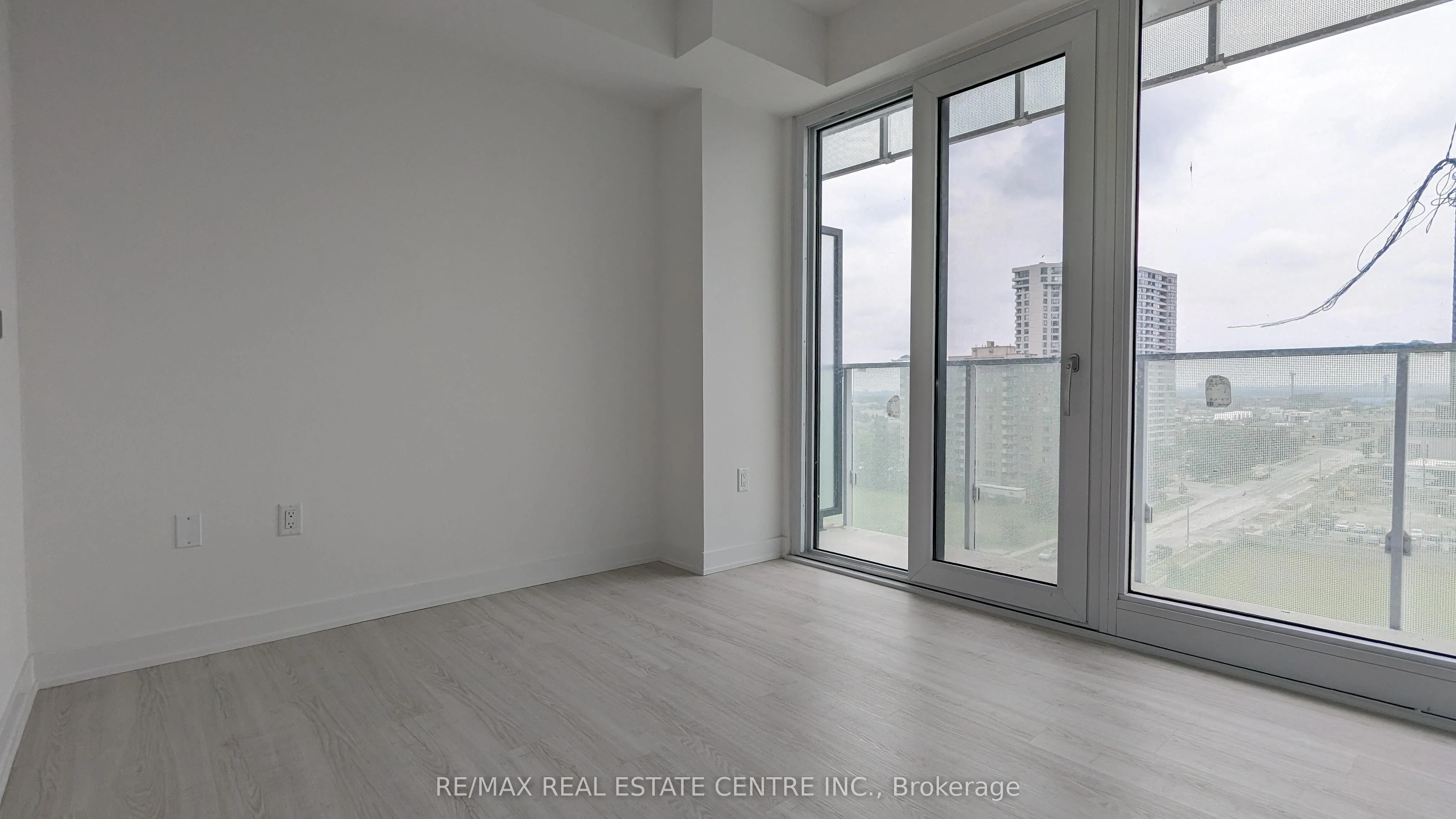 3883 Quartz Road, #811
