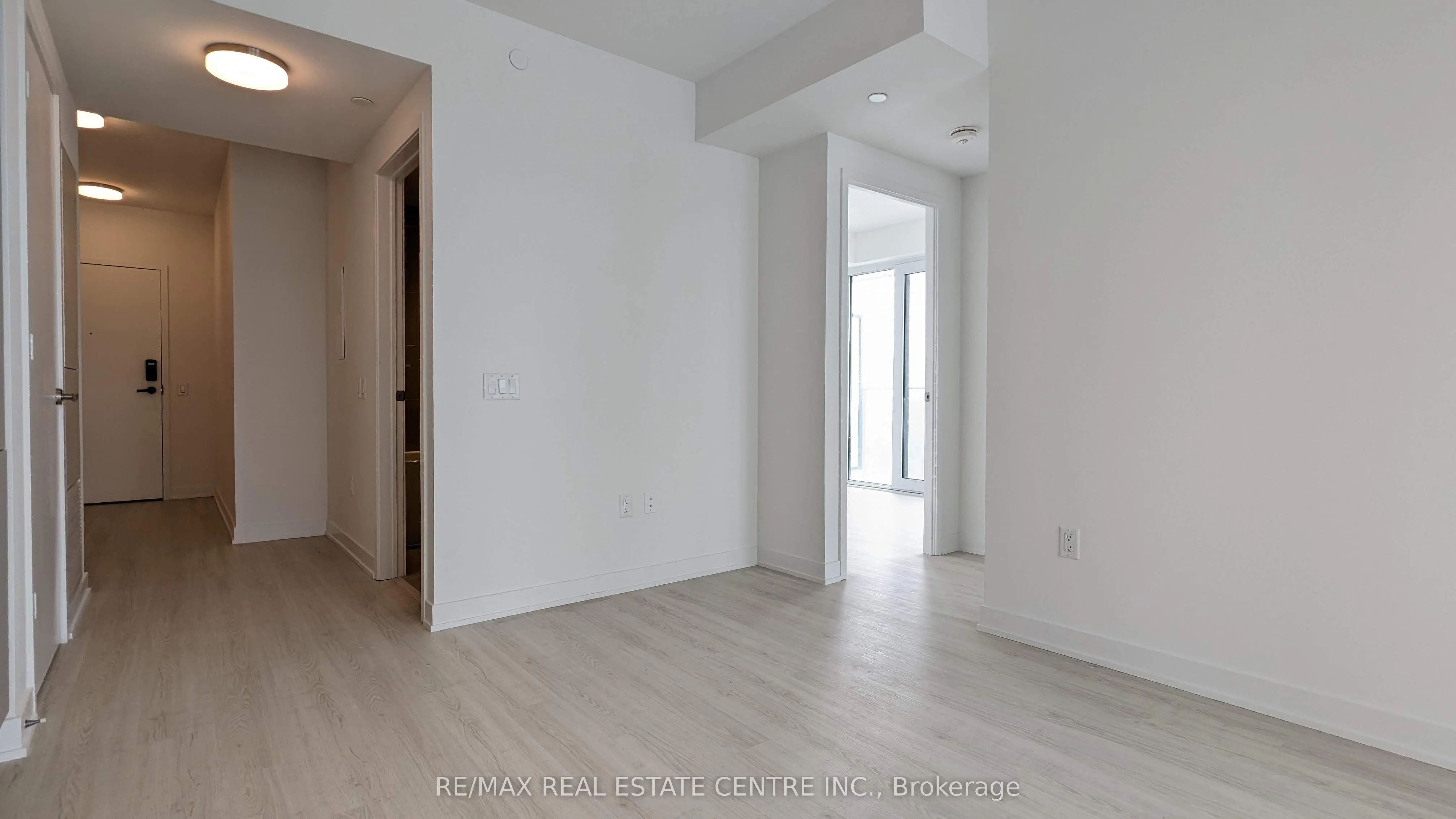 3883 Quartz Road, #811