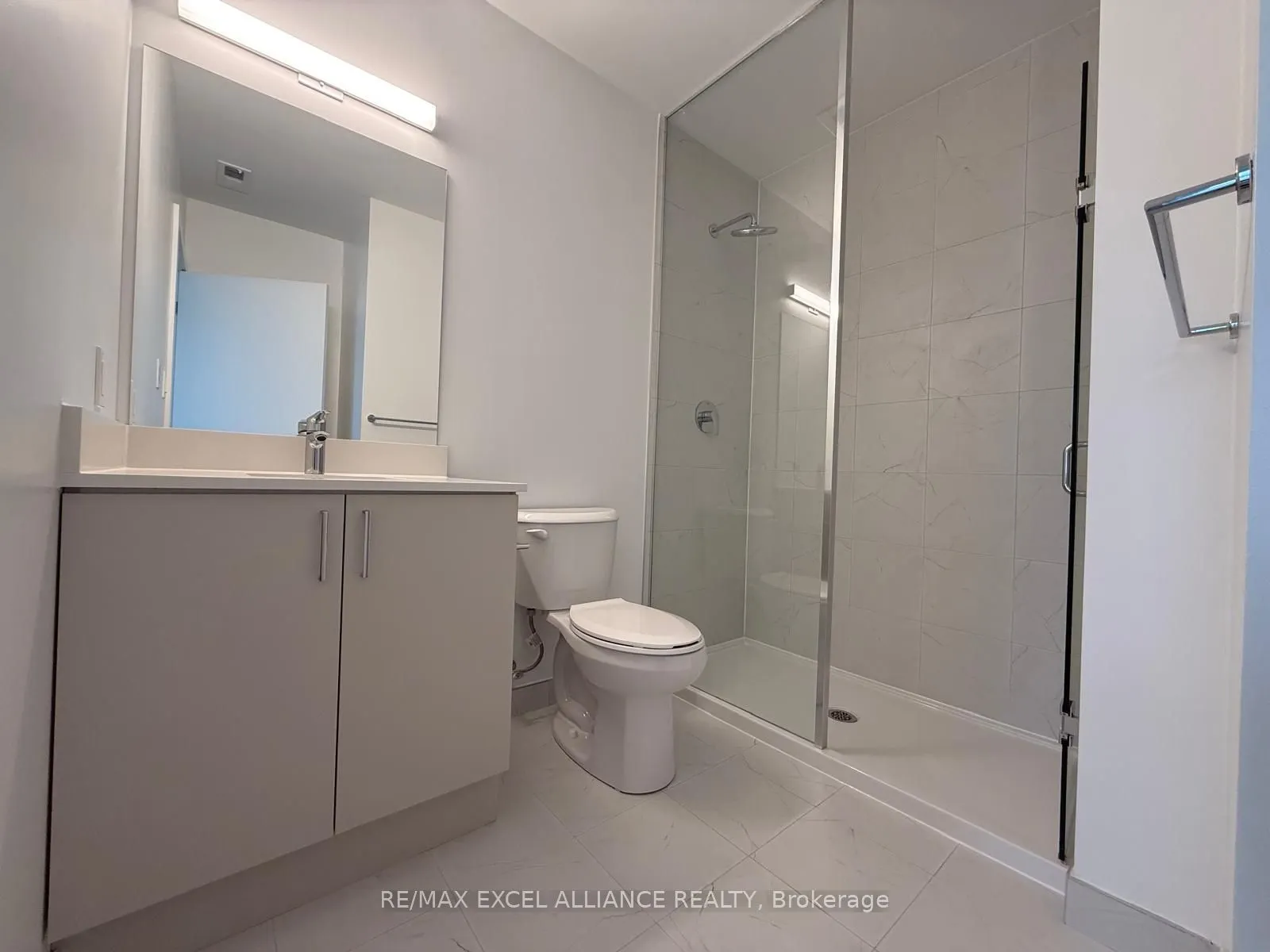 1005 Dundas Street E, #537