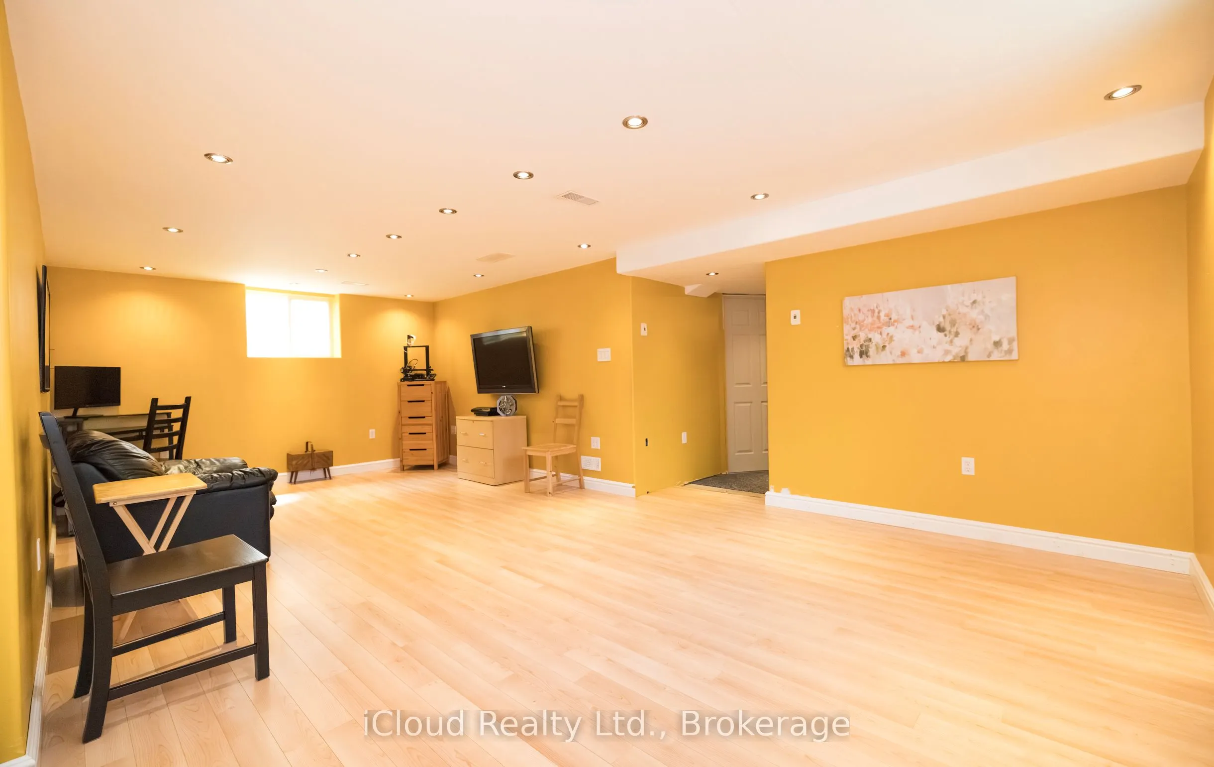 39 Beardmore Crescent