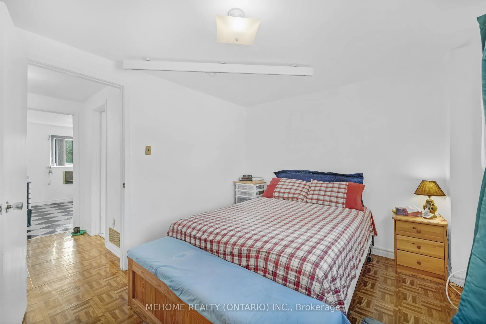 46 Dearbourne Boulevard, #19