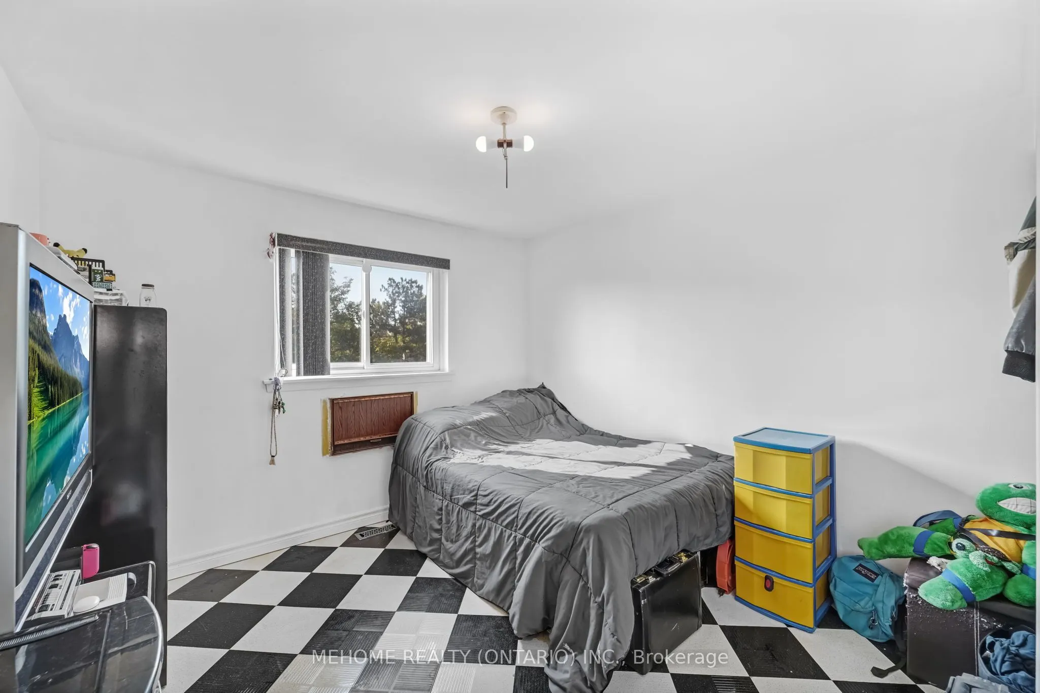 46 Dearbourne Boulevard, #19