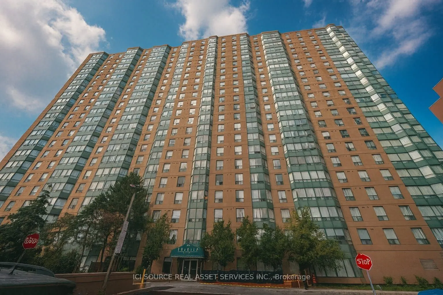 135 Hillcrest Avenue, #1211