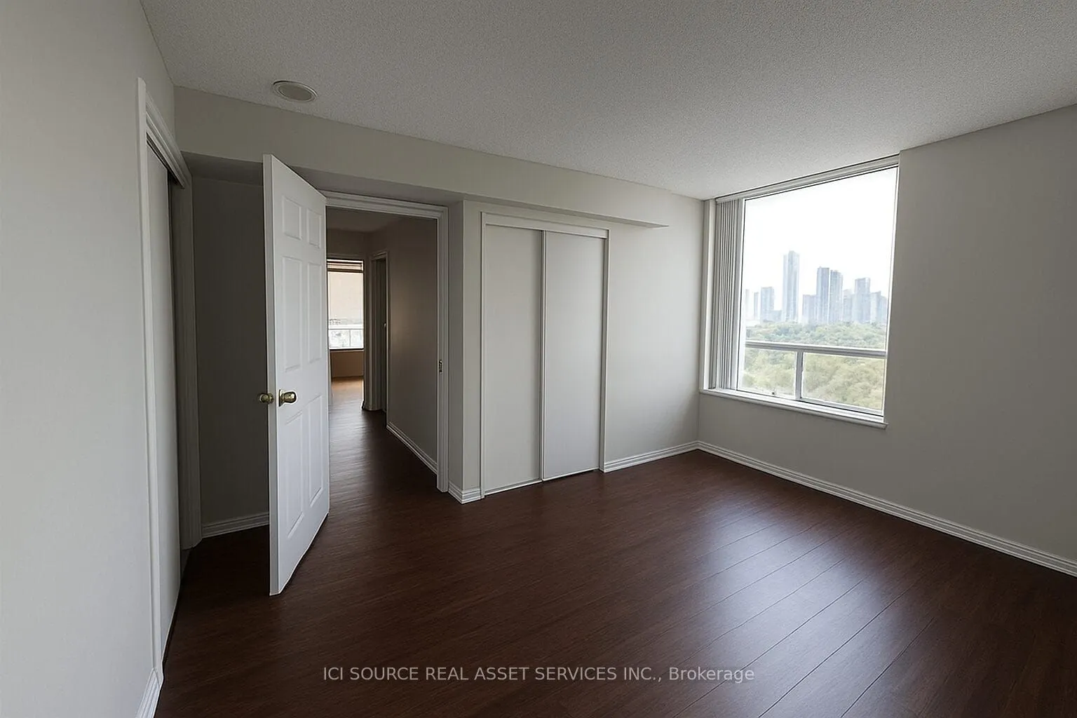 135 Hillcrest Avenue, #1211