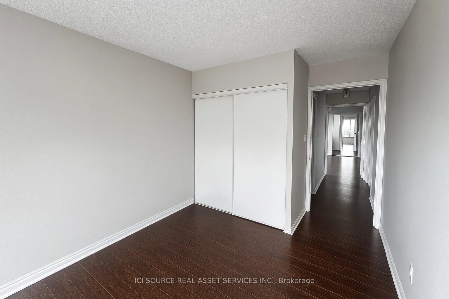 135 Hillcrest Avenue, #1211