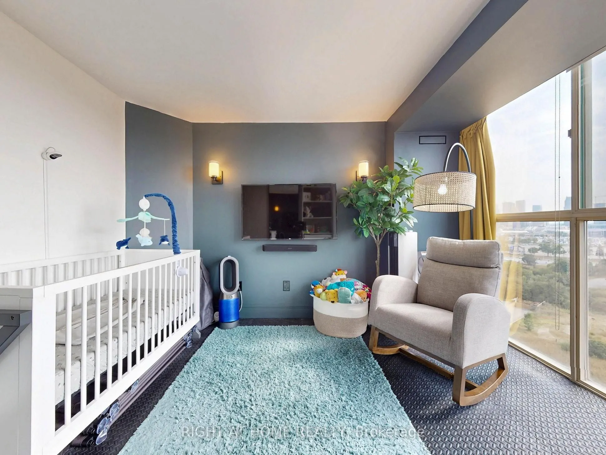 4205 Shipp Drive, #1403