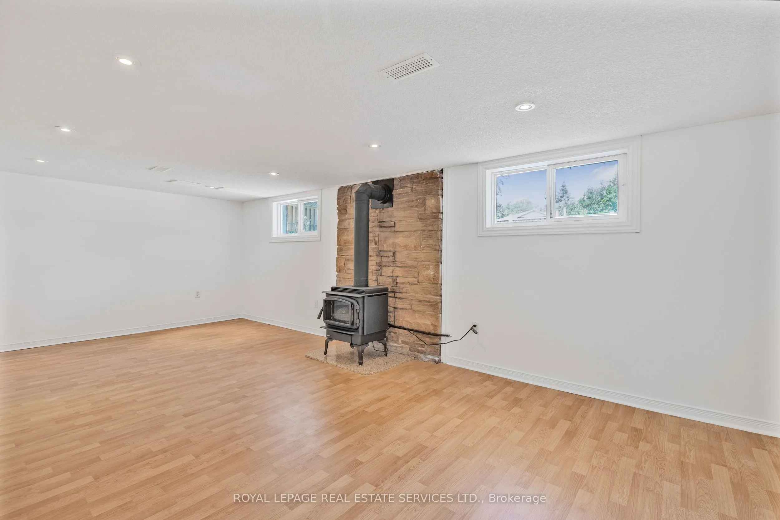 2143 Mountainside Drive