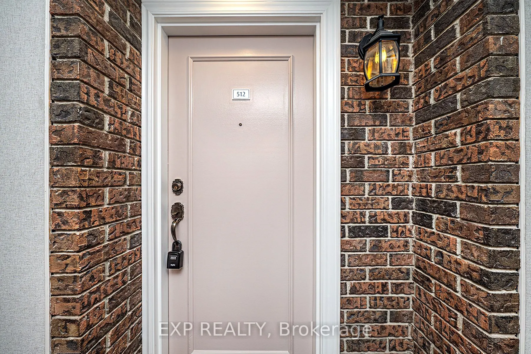 3 Lisa Street, #512