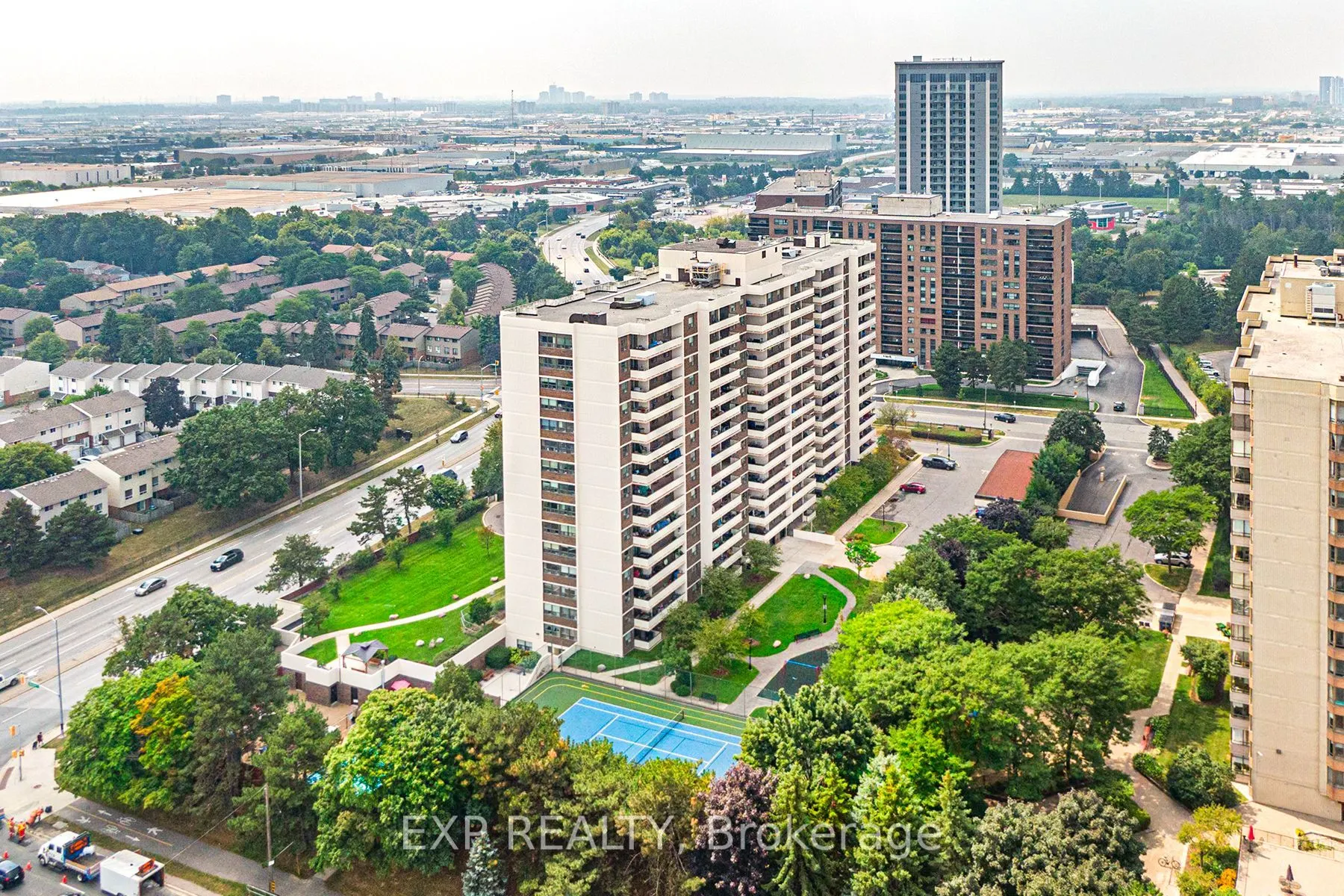 3 Lisa Street, #512