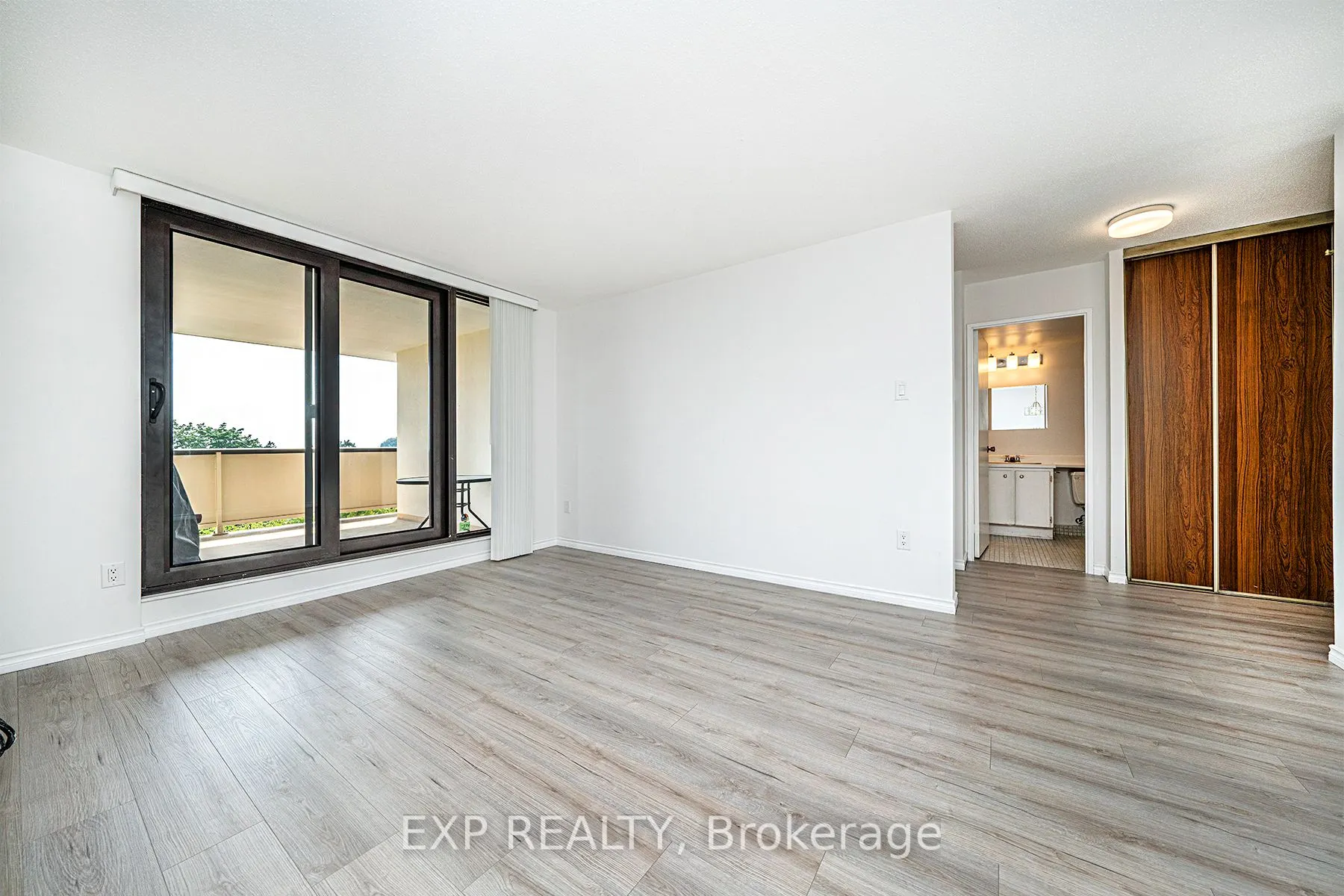 3 Lisa Street, #512