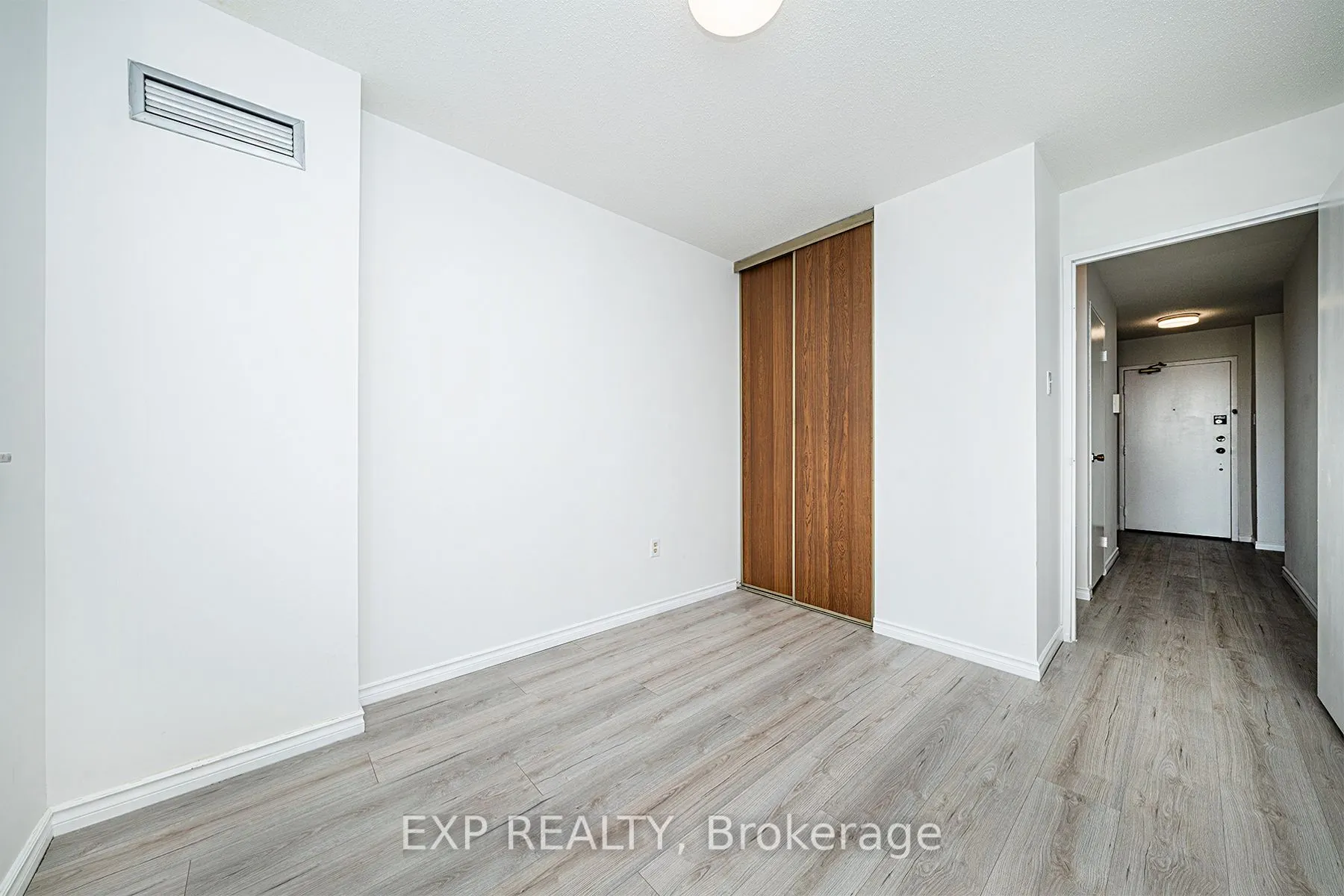 3 Lisa Street, #512