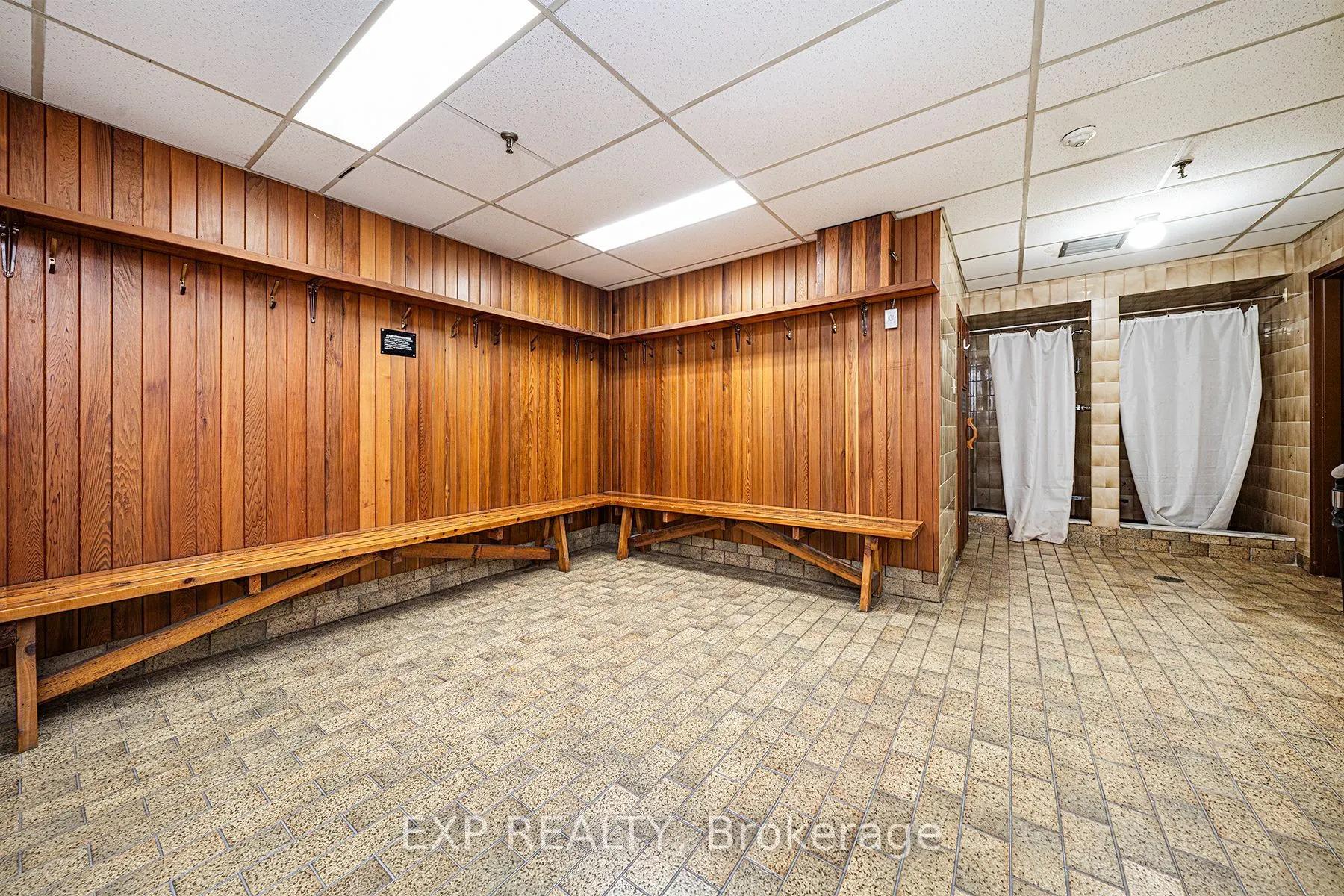 3 Lisa Street, #512