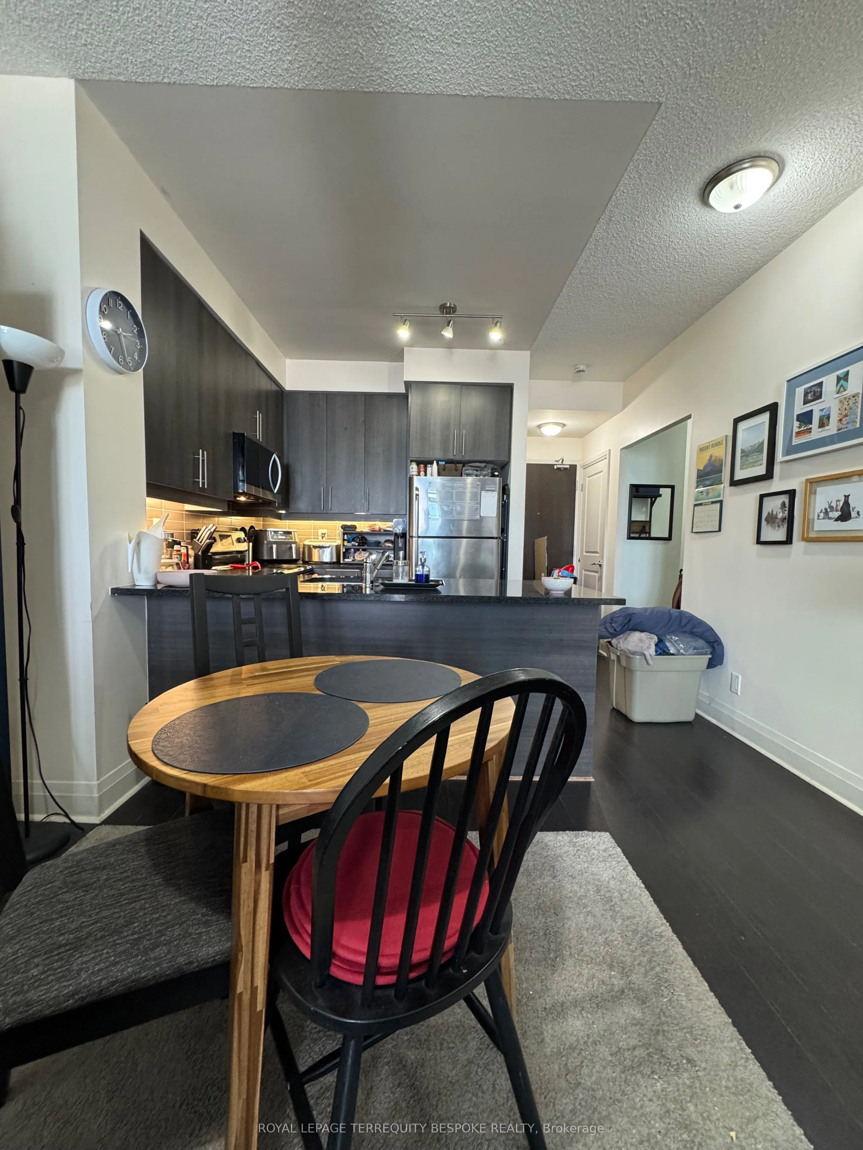 1185 The Queensway Avenue, #816