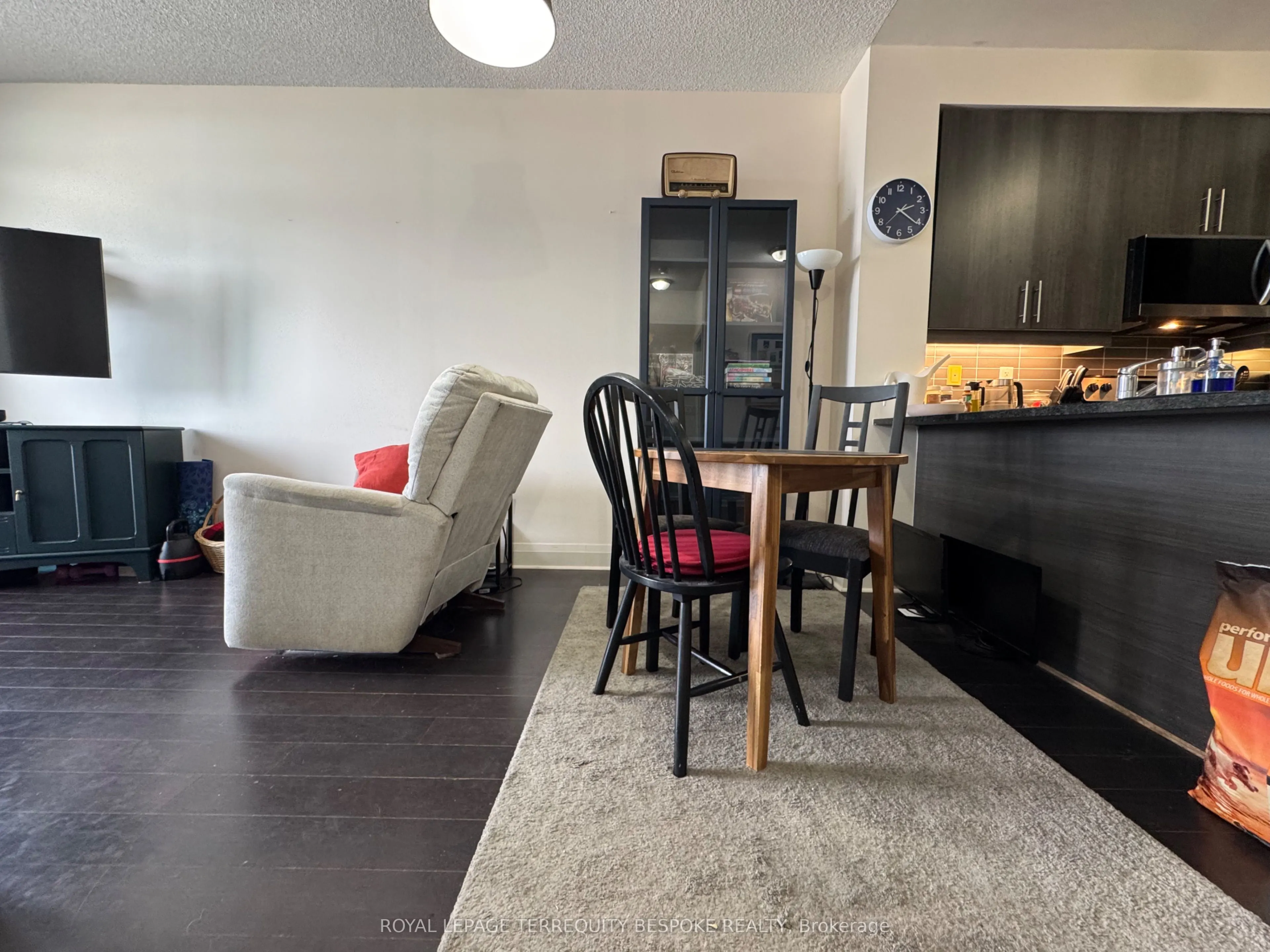 1185 The Queensway Avenue, #816