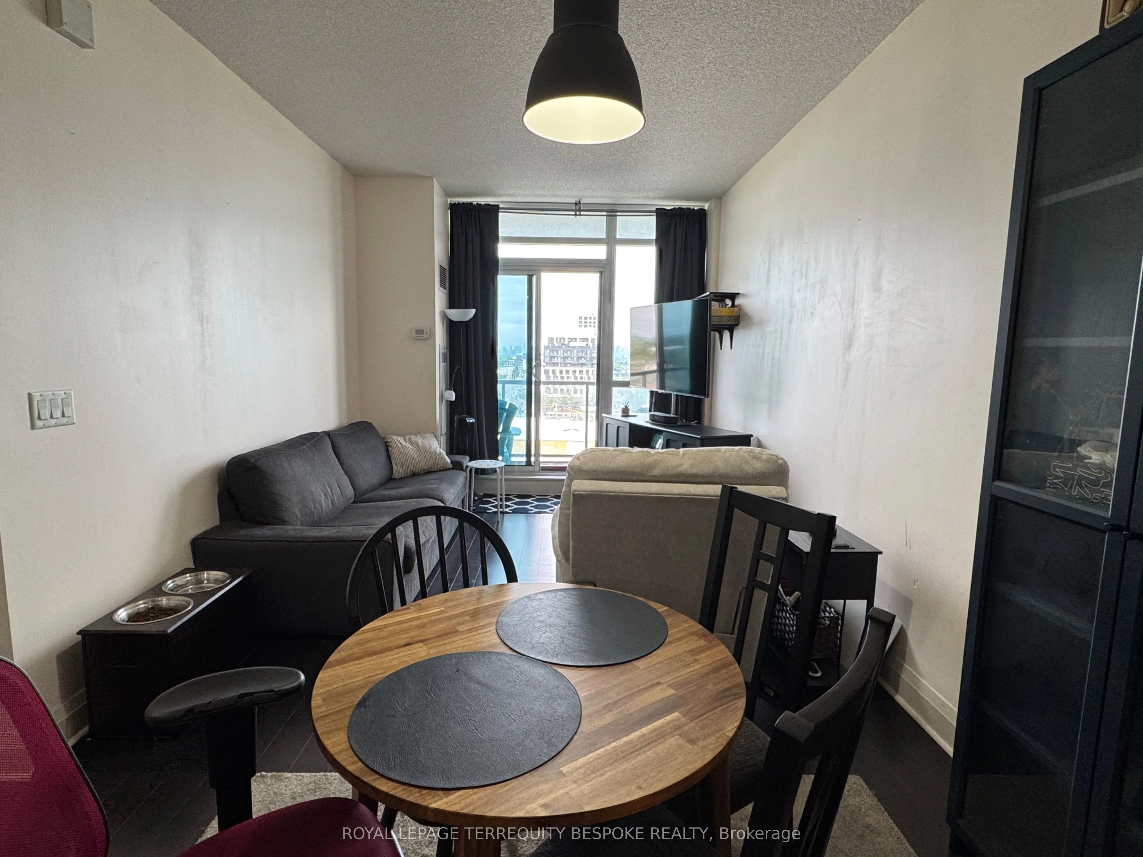 1185 The Queensway Avenue, #816