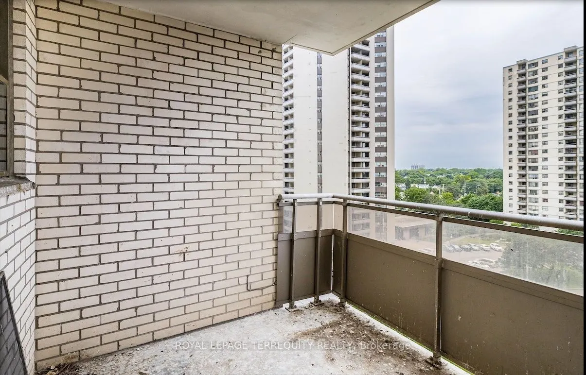 370 DIXON Road, #901