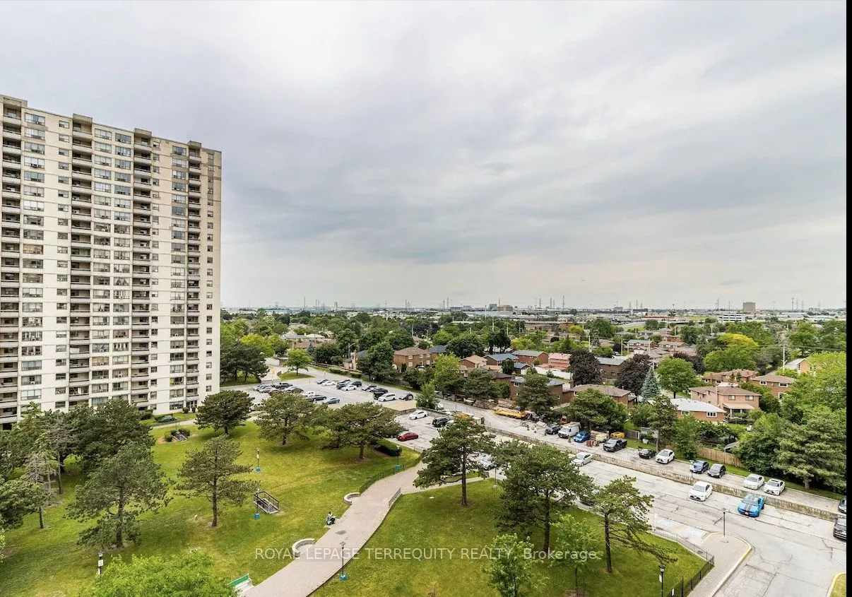 370 DIXON Road, #901