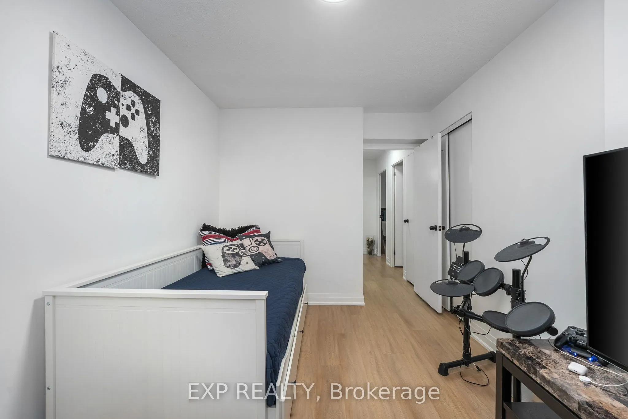 85 Emmett Avenue, #312