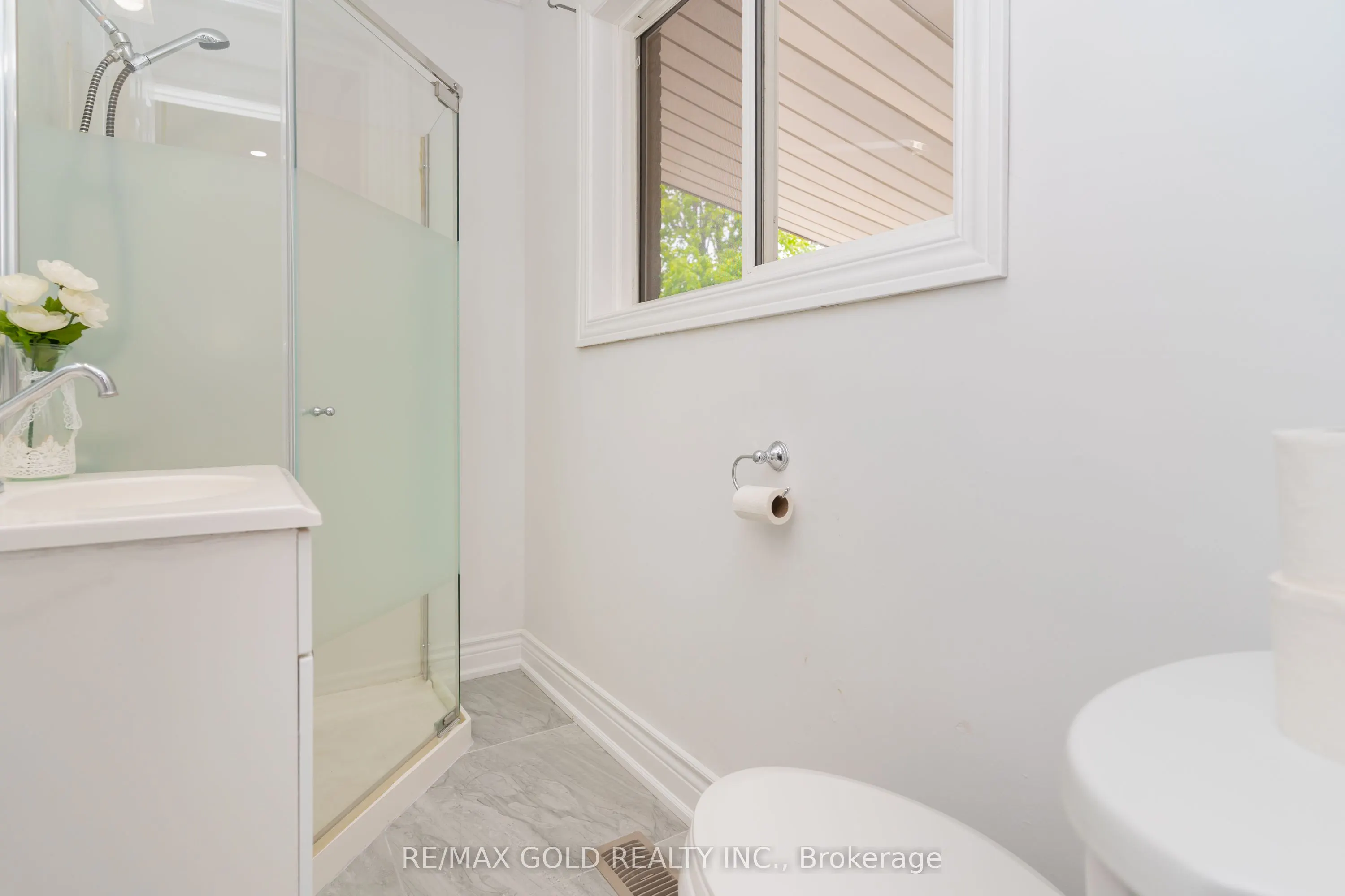 22 Carlyle Crescent